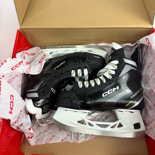 New CCM Tacks AS580 Skates | Junior 2-3 Wide | F482 - Top Flight Hockey