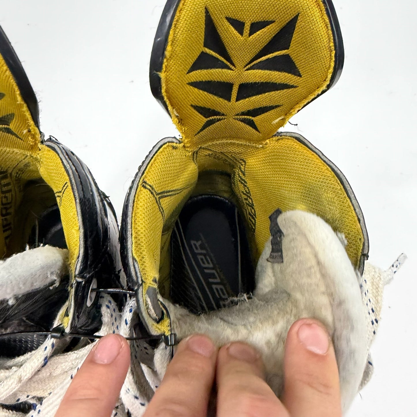 Used Bauer Supreme S180 Skates | 8 D | AB467