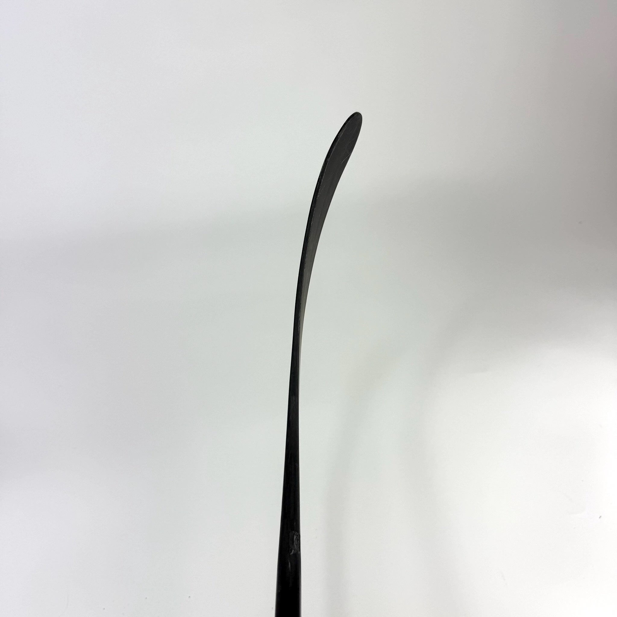 Used Left Yellow Warrior Alpha LX2 Pro | 85 Flex P28 Curve Grip | F361 - Top Flight Hockey