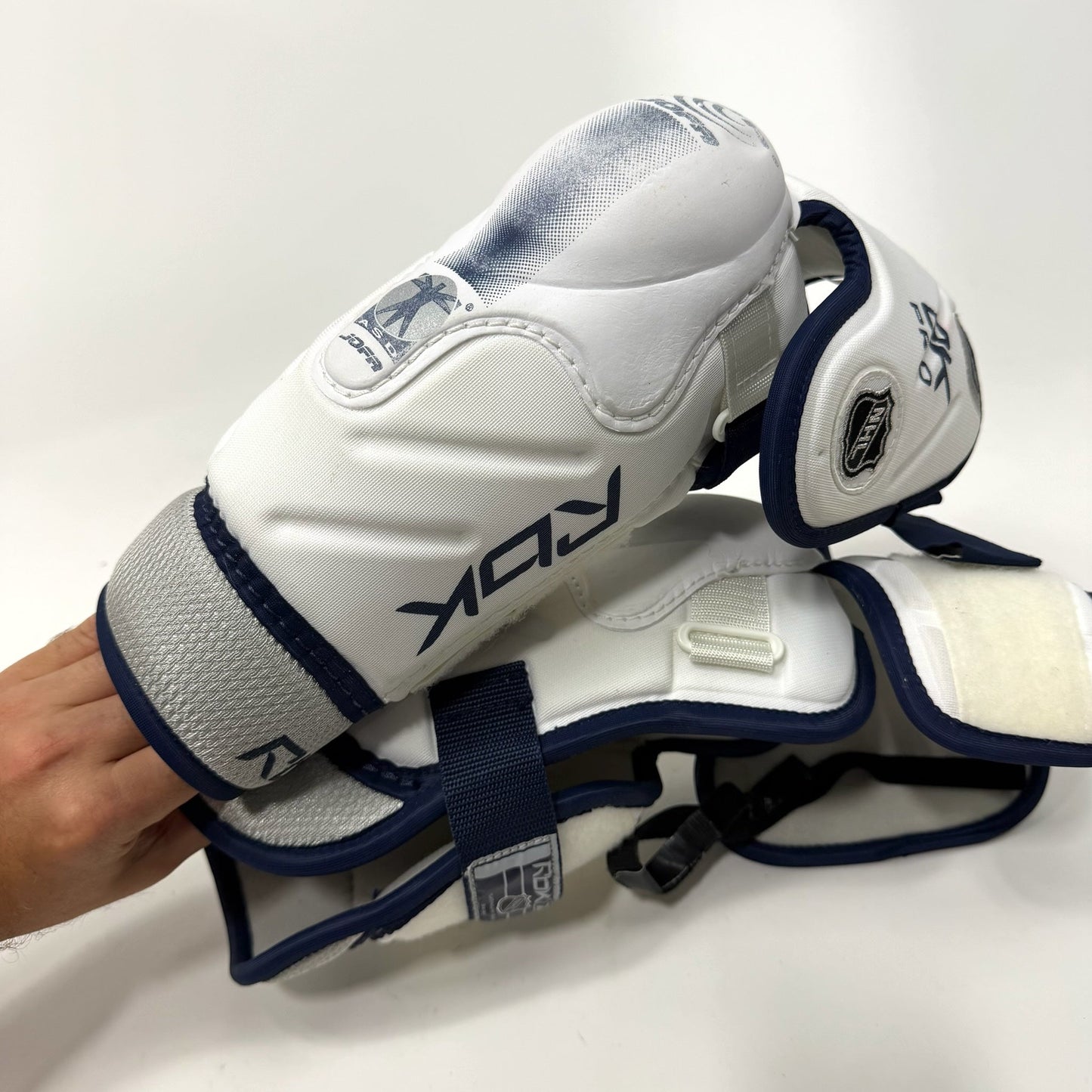 Used Reebok Jofa 8K Pro Elbow Pads | Senior Medium | AB872