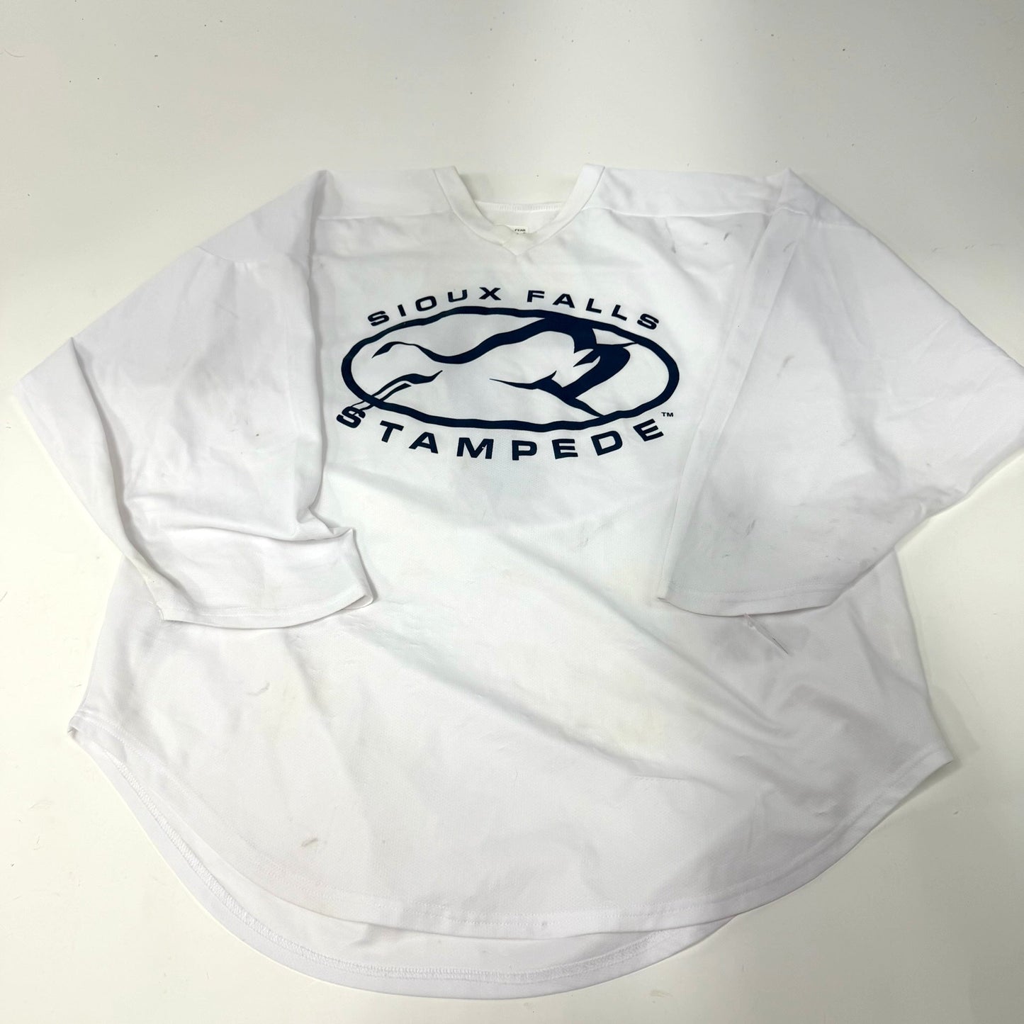 Used White Siuox Falls Stampede Practice Jersey | Goalie Cut XL | AB512