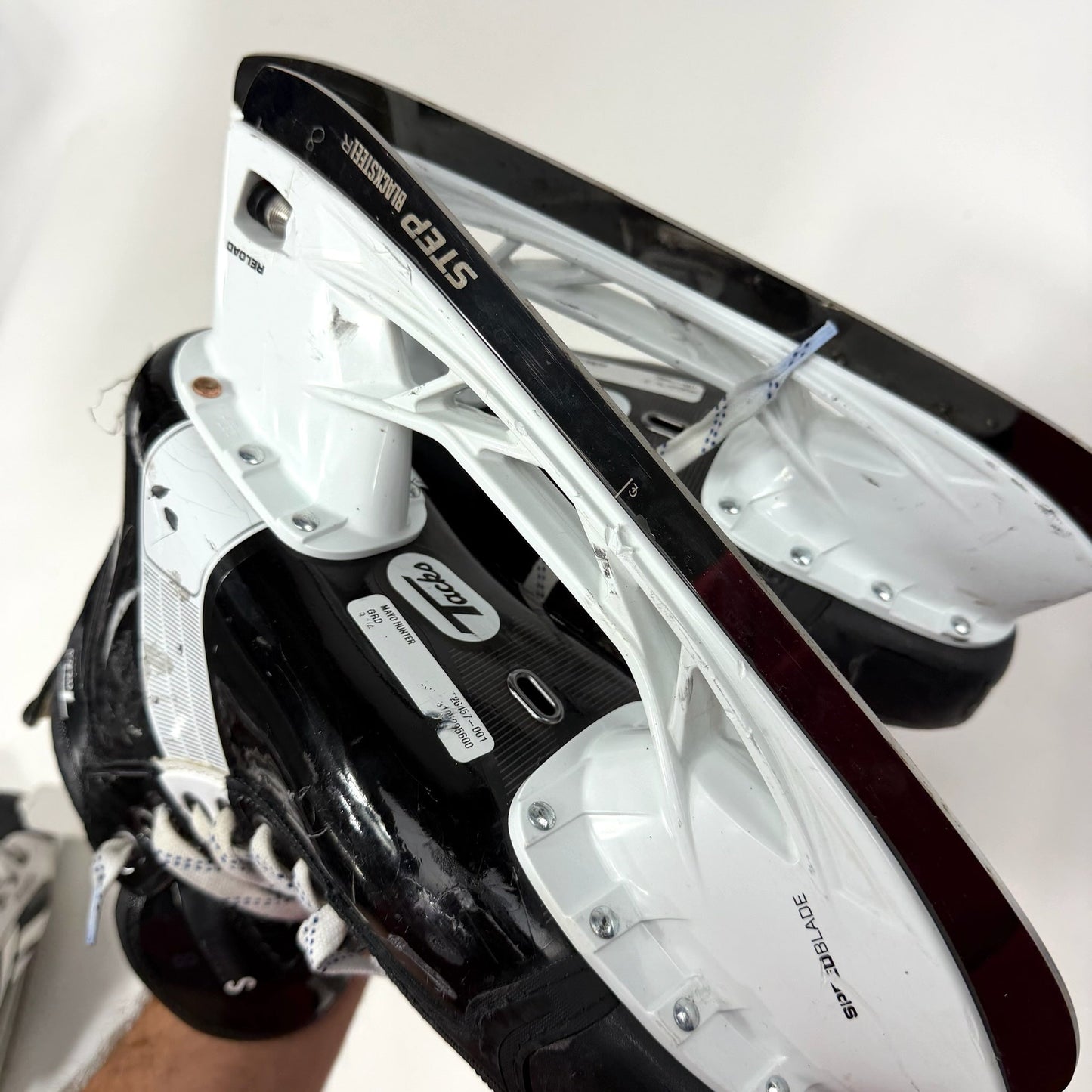 Used CCM Tacks 652 Skates | Size 9 1/4 D | AB689