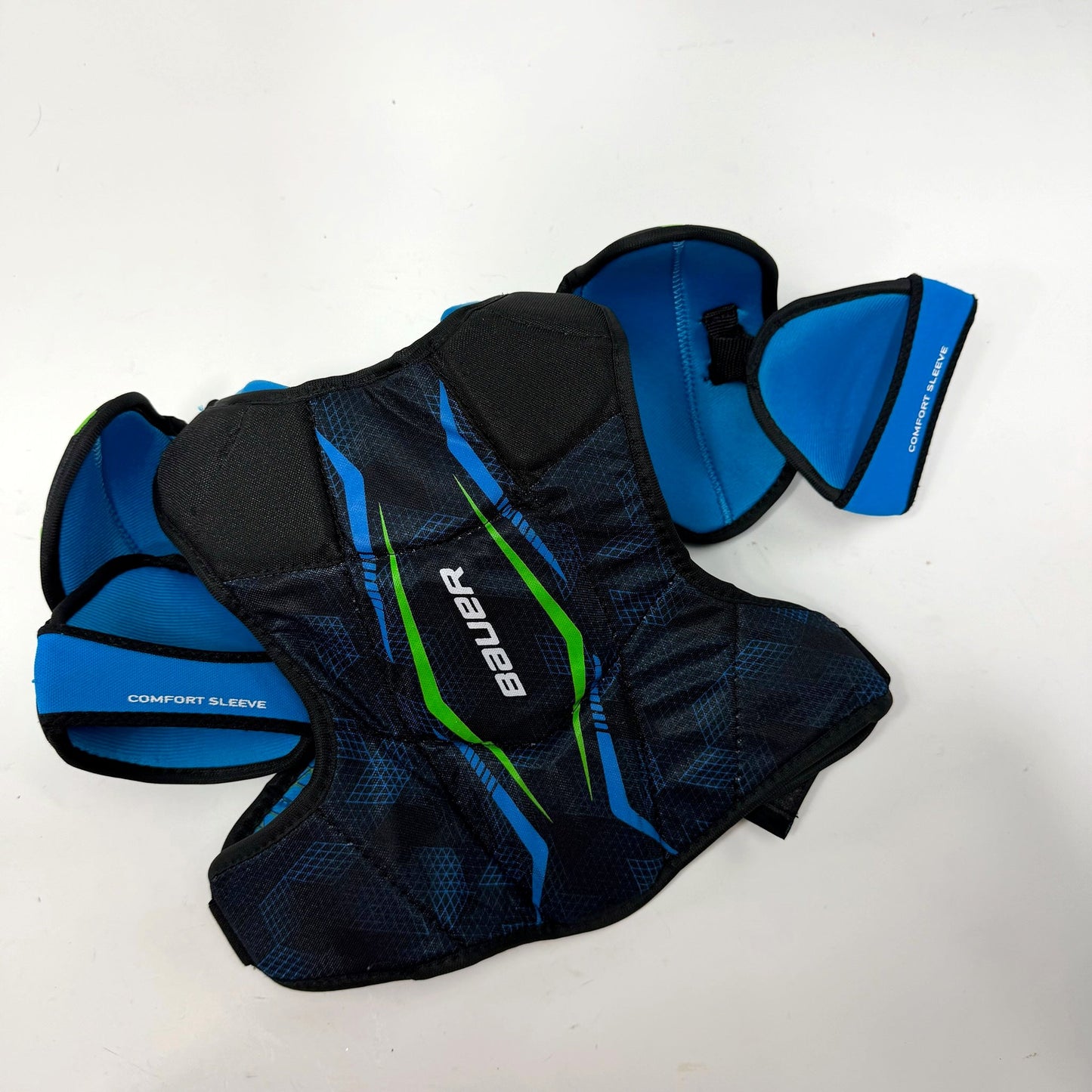 Used Bauer X Shoulder Pads | Junior Medium | AB688