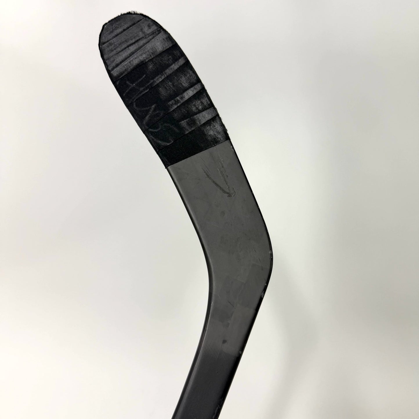 Used Left CCM Ribcor Trigger 10 Pro | 100 Flex P28 Curve Grip | AB987 - Top Flight Hockey