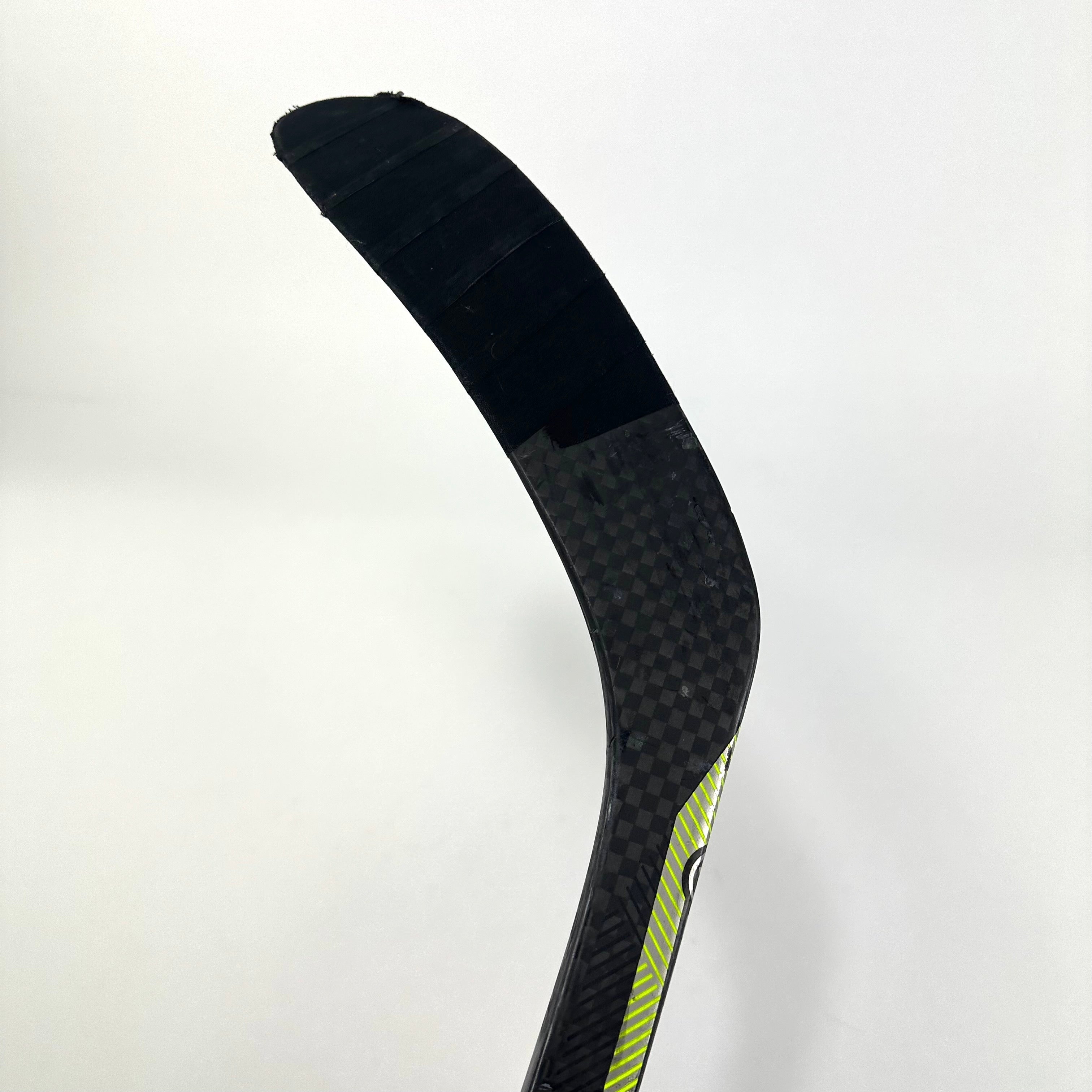 Used Right Warrior Alpha LX Pro | 95 Flex P28 Curve Grip | Ruticka | TBL321