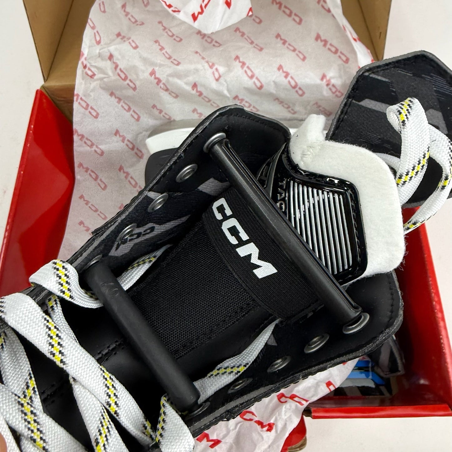 New CCM Tacks AS580 Skates | Jr 1.5-2.5 R | J721