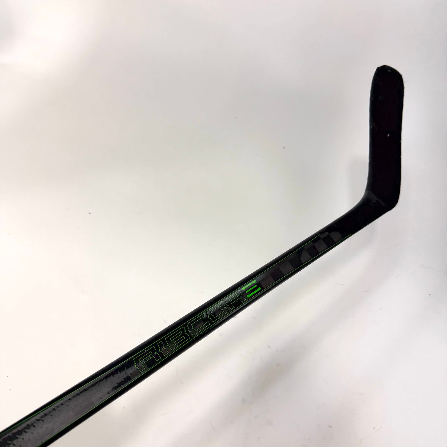 Used Left CCM Ribcor Trigger 4 Pro | 85 Flex P88 Curve Grip | TB87