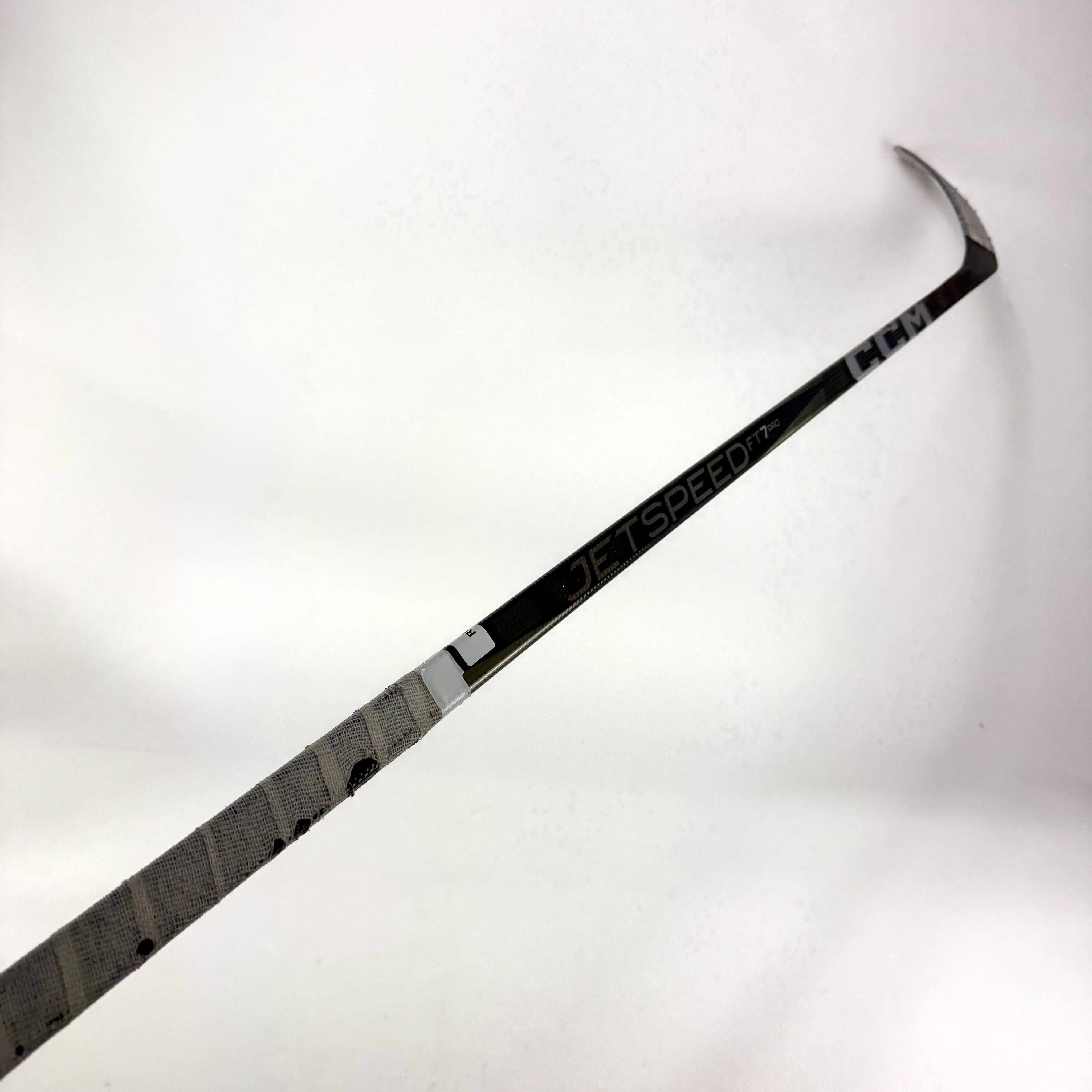 Used Right Black CCM Jetspeed FT7 Pro | 85 Flex Zegras Pro Curve Grip | R653 - Top Flight Hockey