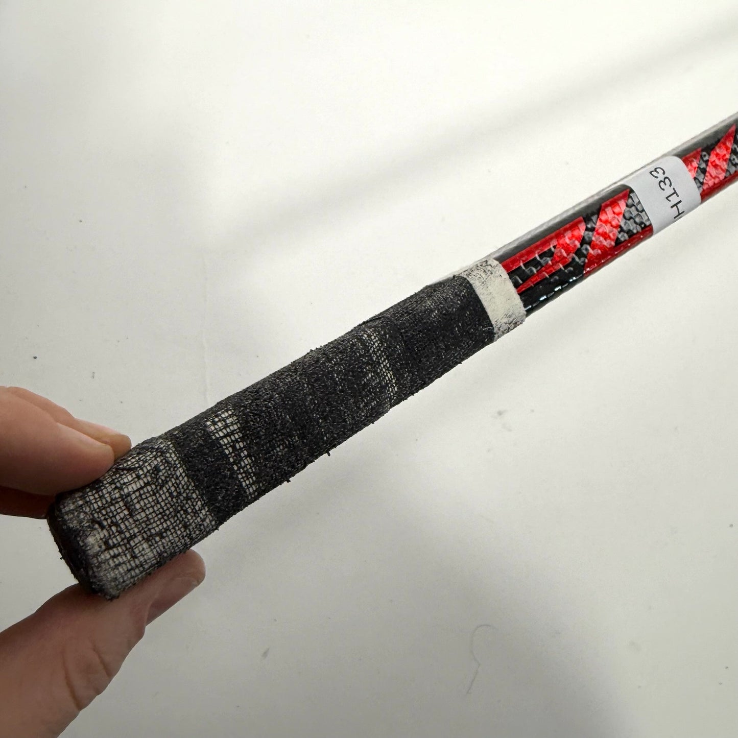 Used Left Red Bauer Pulse | 87 Flex P28 Curve Grip | Matt Gryzelcyk | BH133