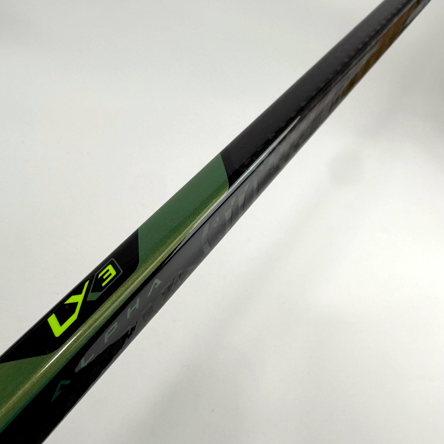 New Left Warrior Alpha LX3 | 85 Flex W88 Curve Grip | F458 - Top Flight Hockey