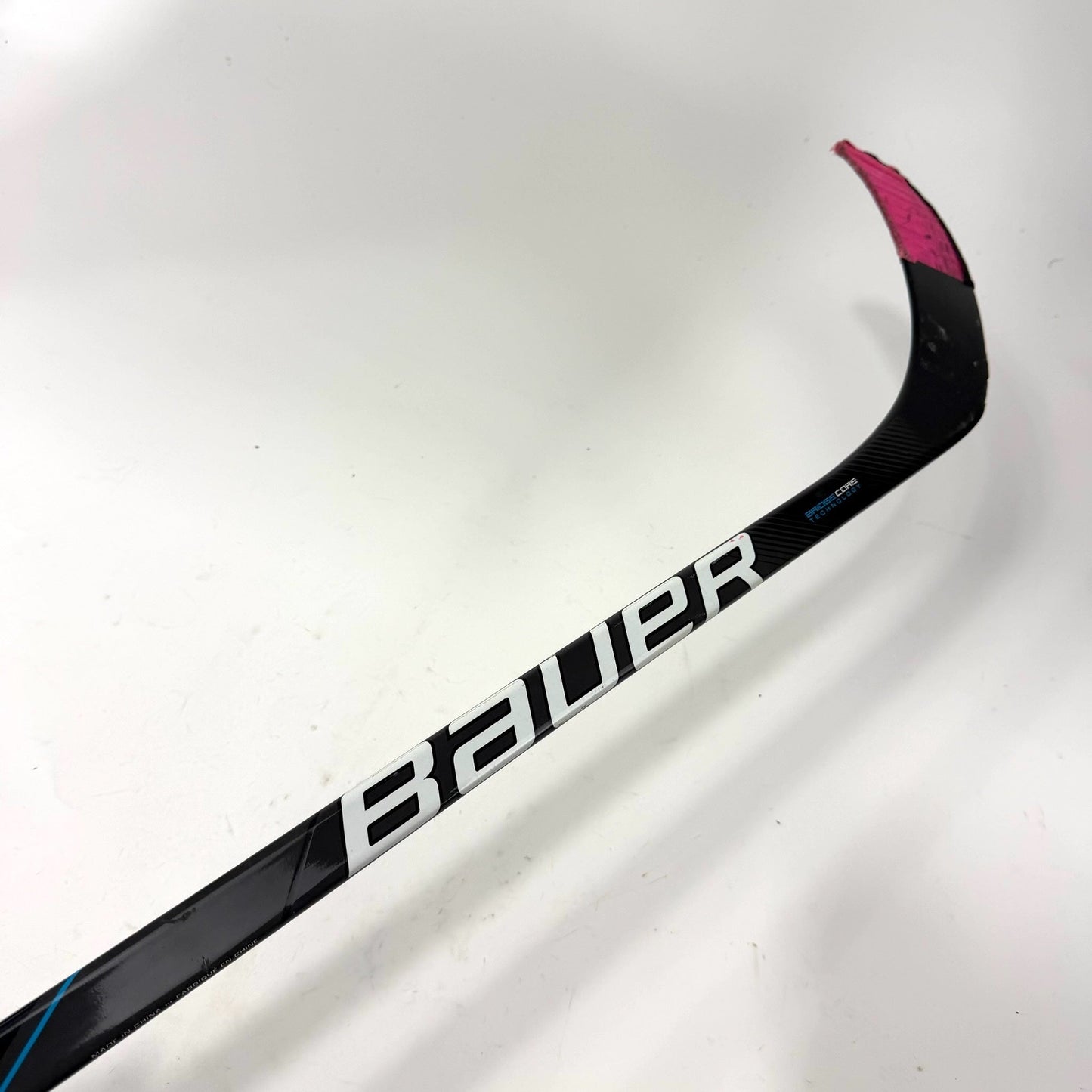 Used Right Bauer Volt | 77 Flex P92 Curve Grip | J558