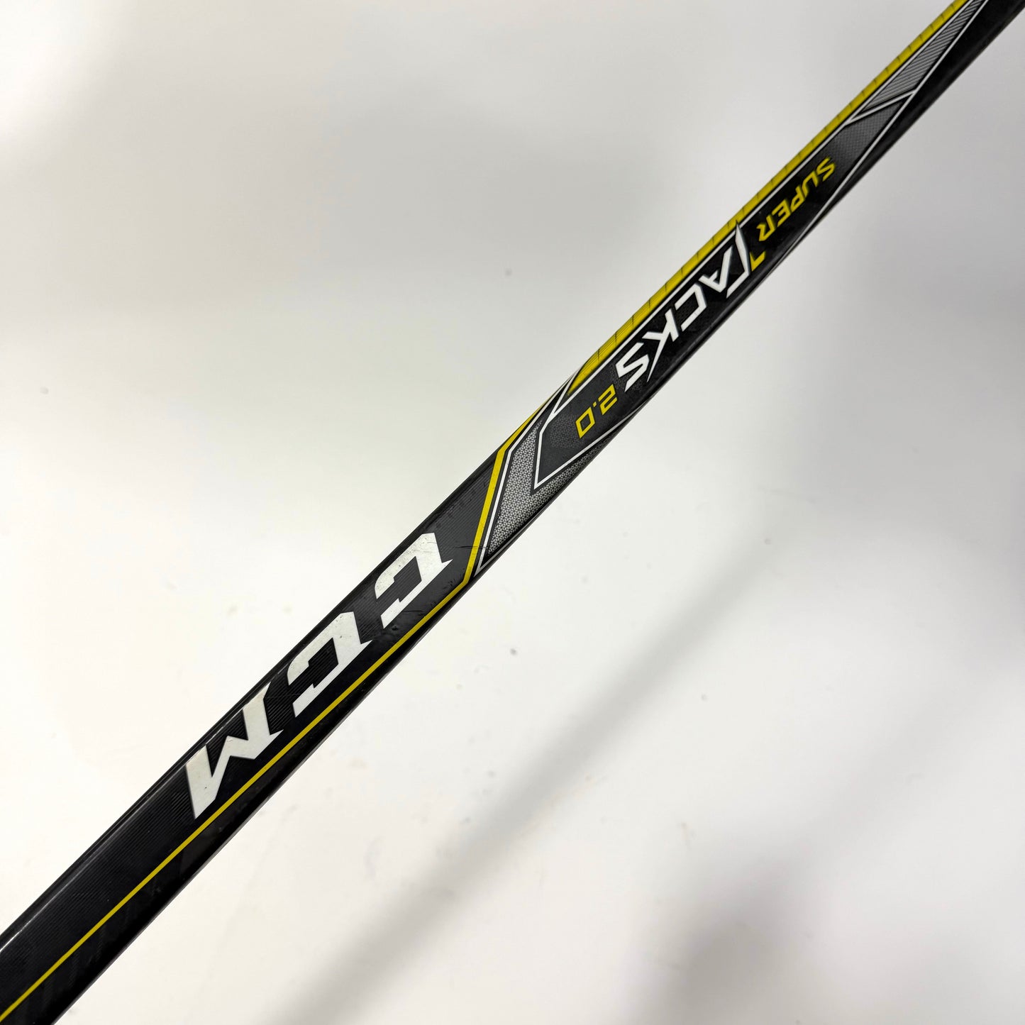 Used Left CCM Super Tacks 2.0 | 95 Flex P15 Curve Grip | R167