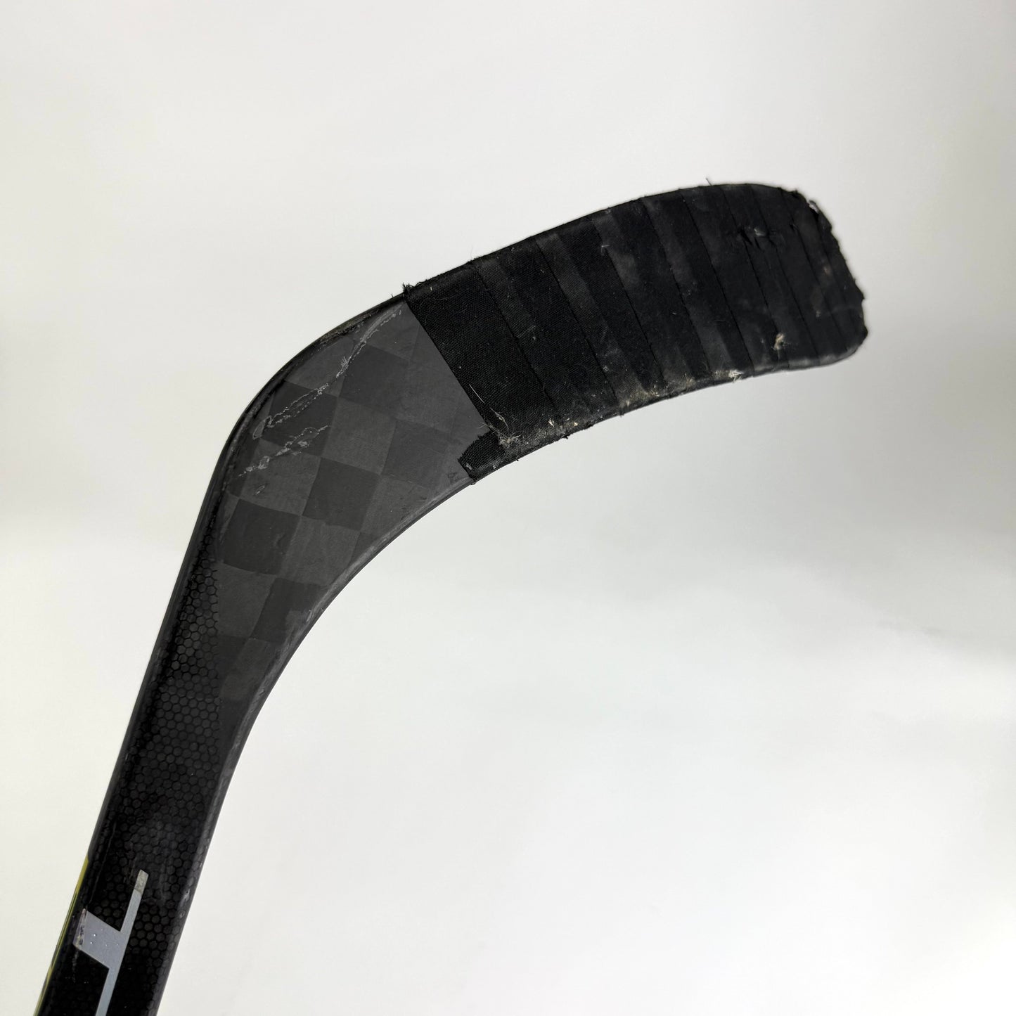Used Left True Catalyst 9X | 95 Flex P92 Curve Grip | E736