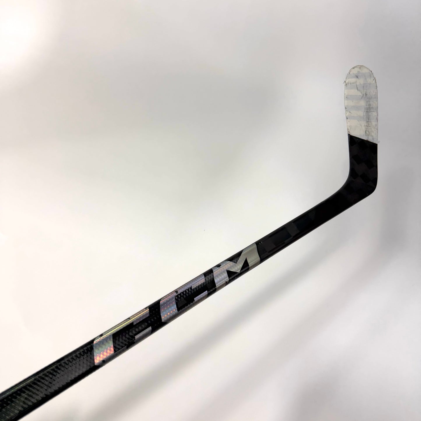 Used Left Black CCM Jetspeed FT7 Pro | 80 Flex P28 Curve Grip | AB720