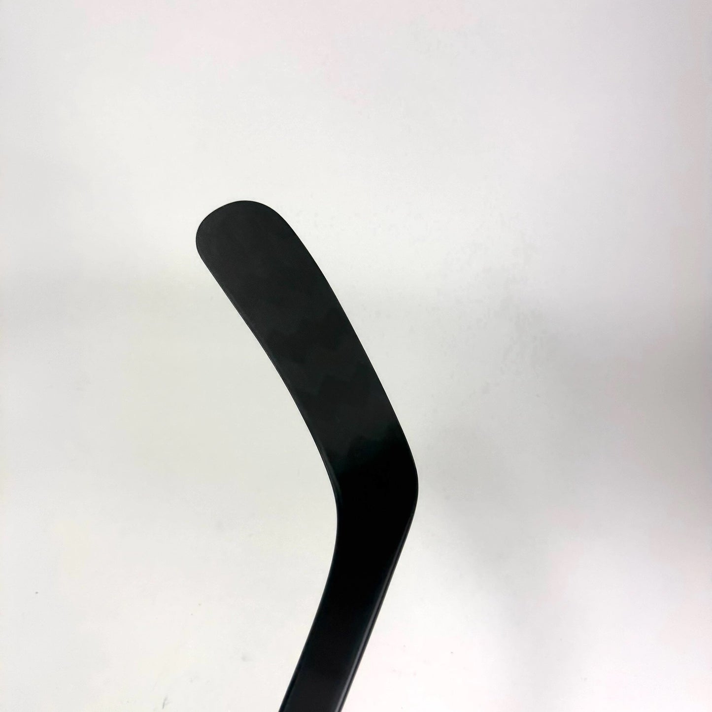 New Left CCM Tacks XF Pro | 90 Flex P19 Curve Grip | Poulin | J489
