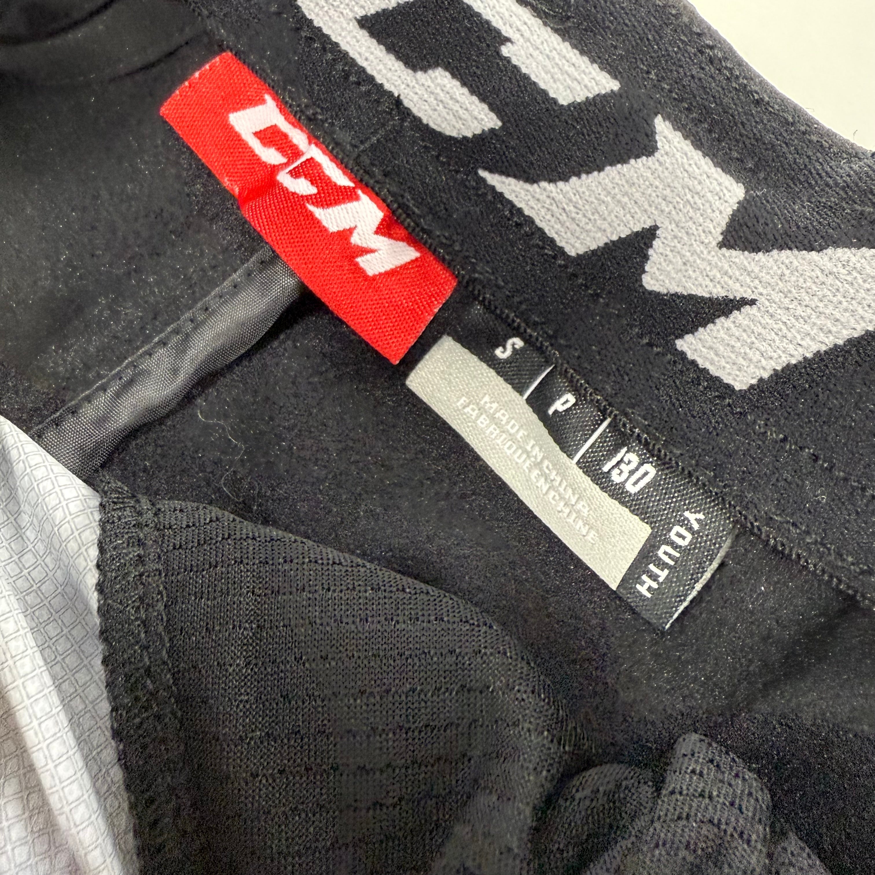 New Black CCM Youth Hockey Warm Up Pants | Youth S | #888600608945