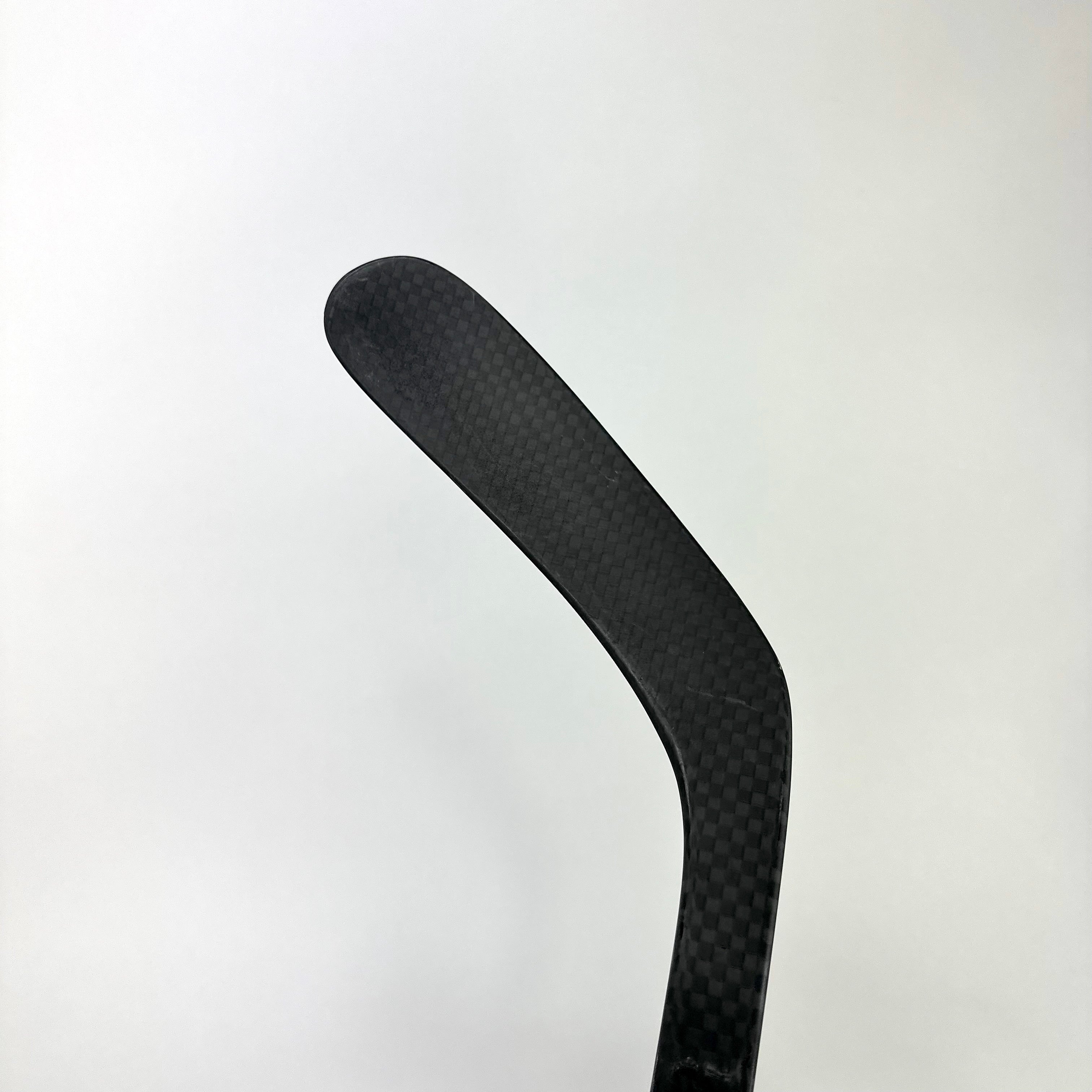 New Left Warrior Covert QRE 10 | 80 Flex Custom P28 Curve Grip | Killorn | TBL326