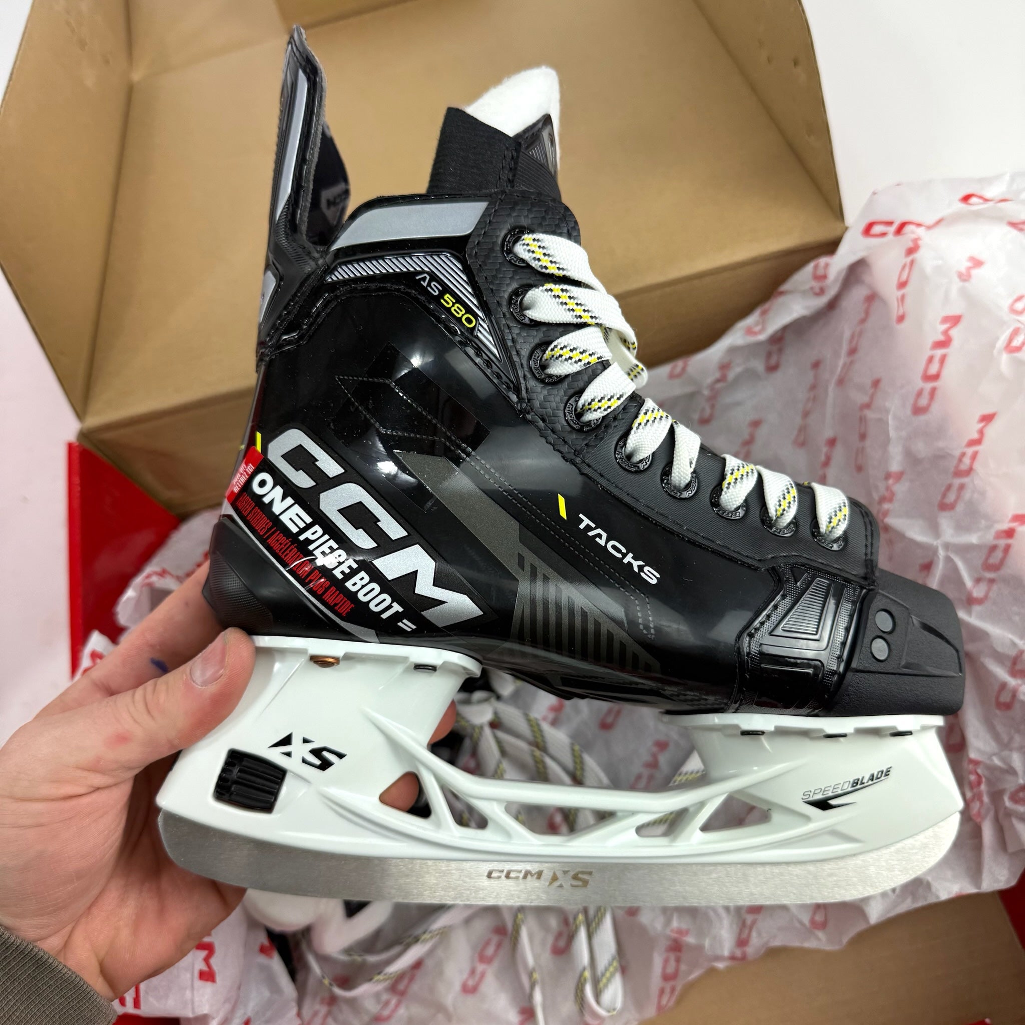 New CCM Tacks AS580 Skates | Junior 2-3 Wide | F482 - Top Flight Hockey