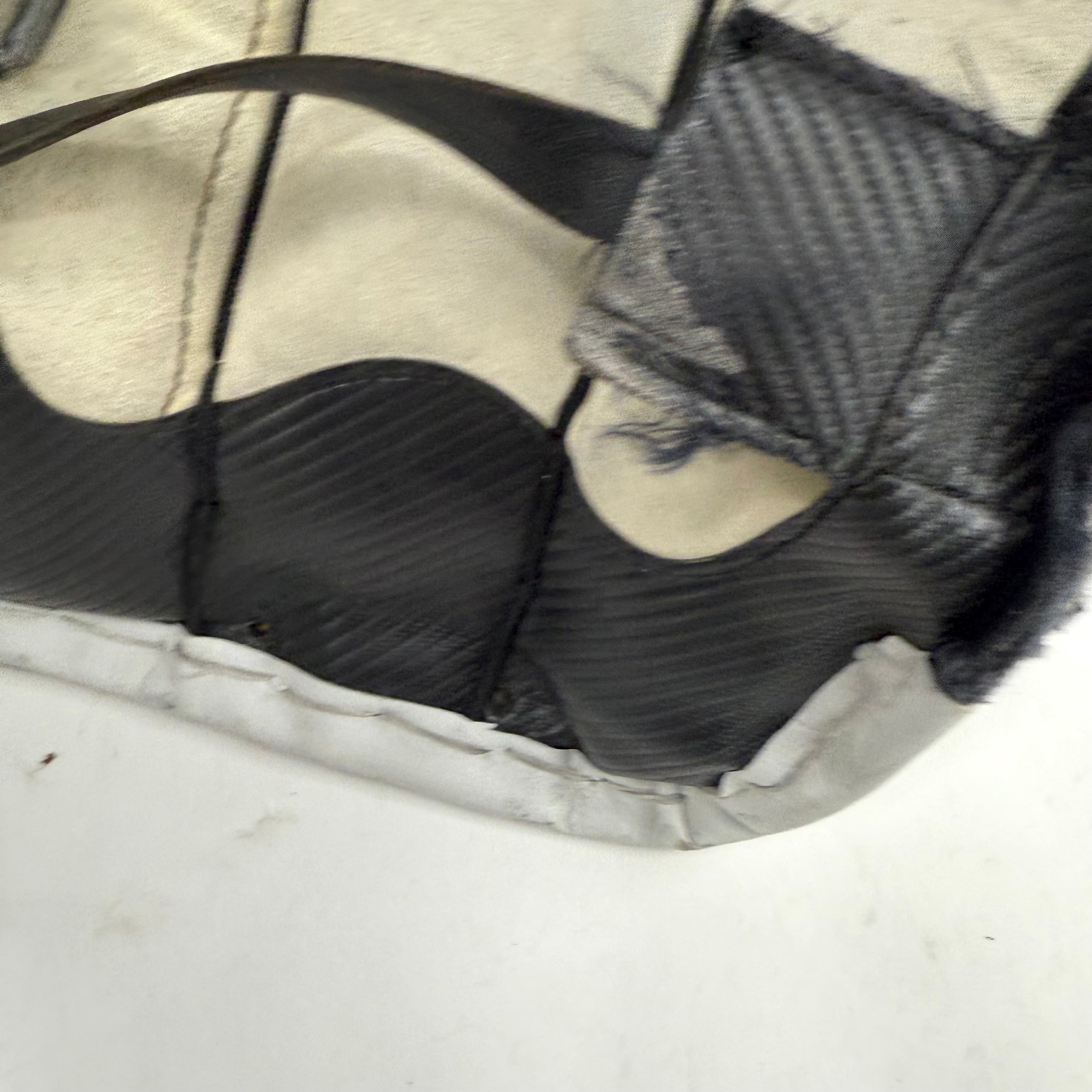 Used White and Black Vaughn Velocity 7400 Goalie Pads | 34 +1" - Top Flight Hockey