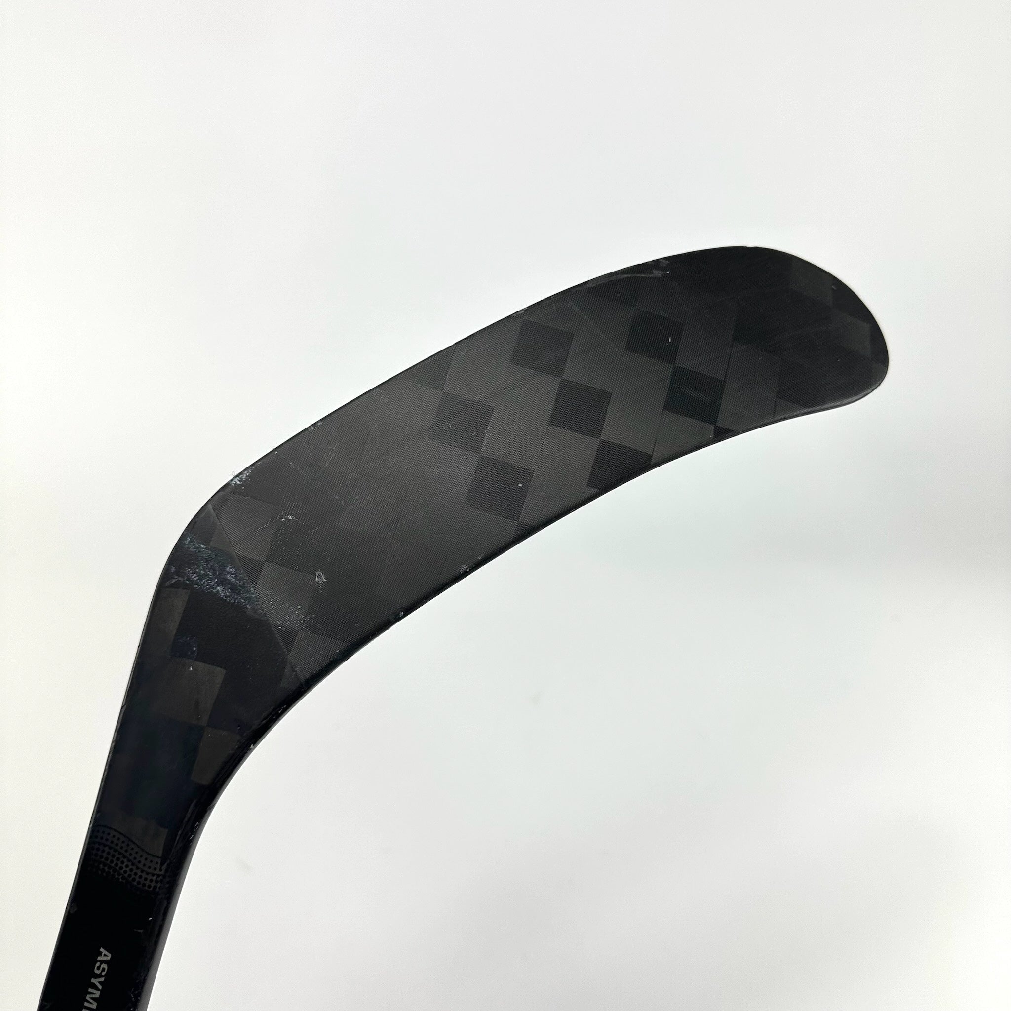 Used Left CCM Ribcore Trigger 8 Pro | 70 Flex P28M Curve Grip | K440