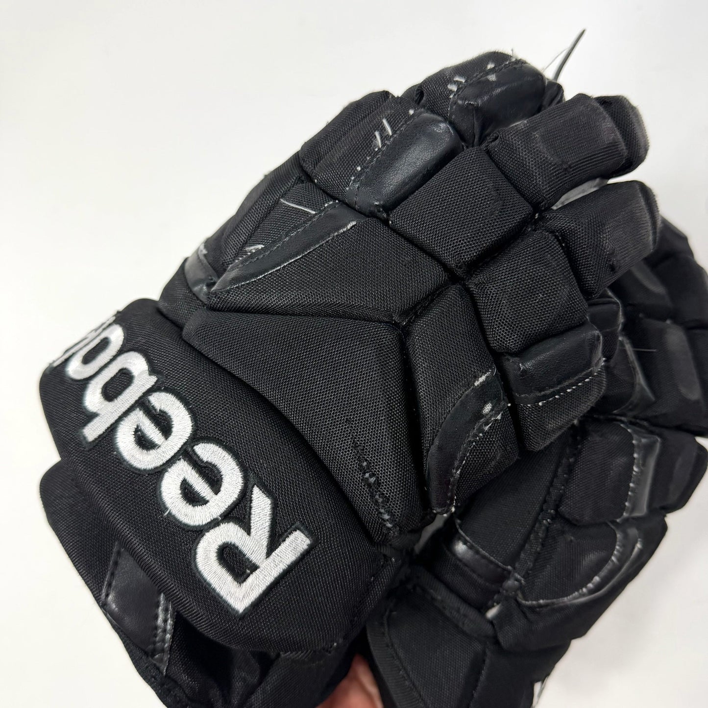 Used Black Reebok 11k Pro Gloves | 14" | AB508