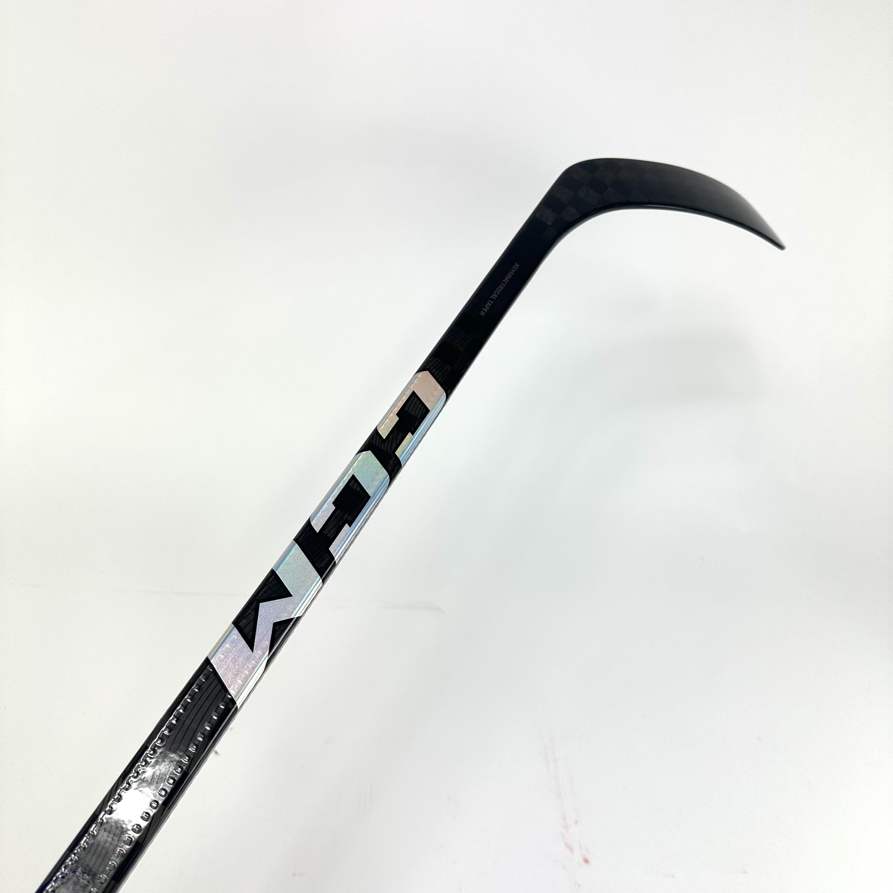 New Left CCM Ribcore Trigger 7 Pro | 85 Flex P28 Curve Grip | Bellows | M475