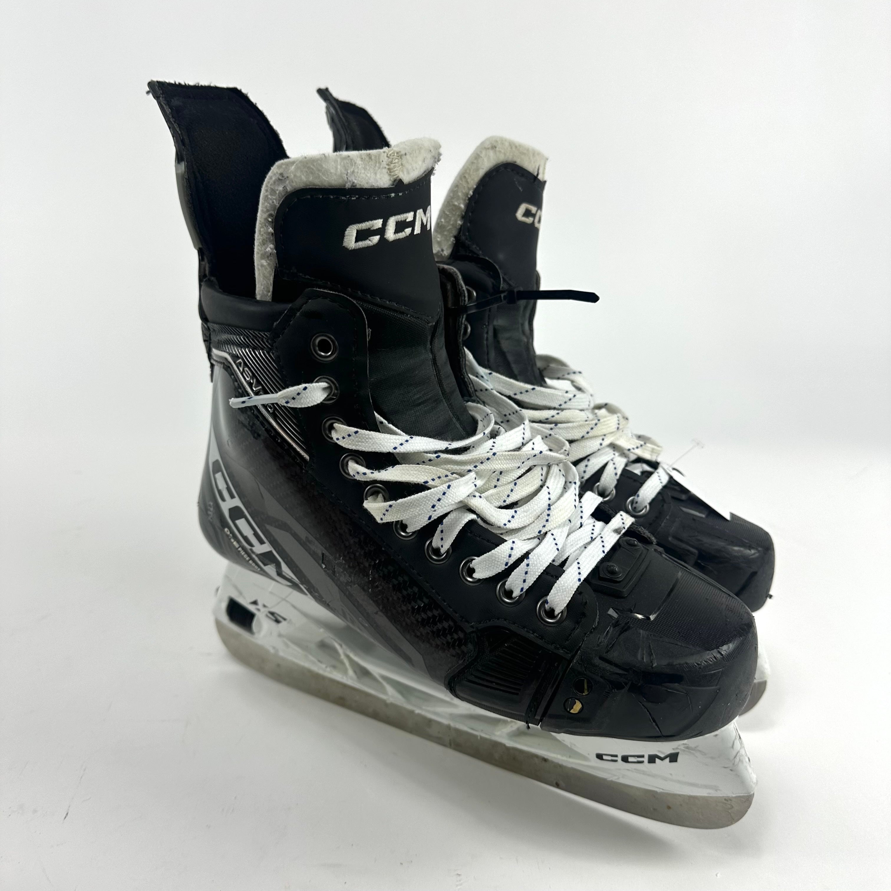 Used Silver CCM Tacks ASV Pro Skates | Size 8 D | K378