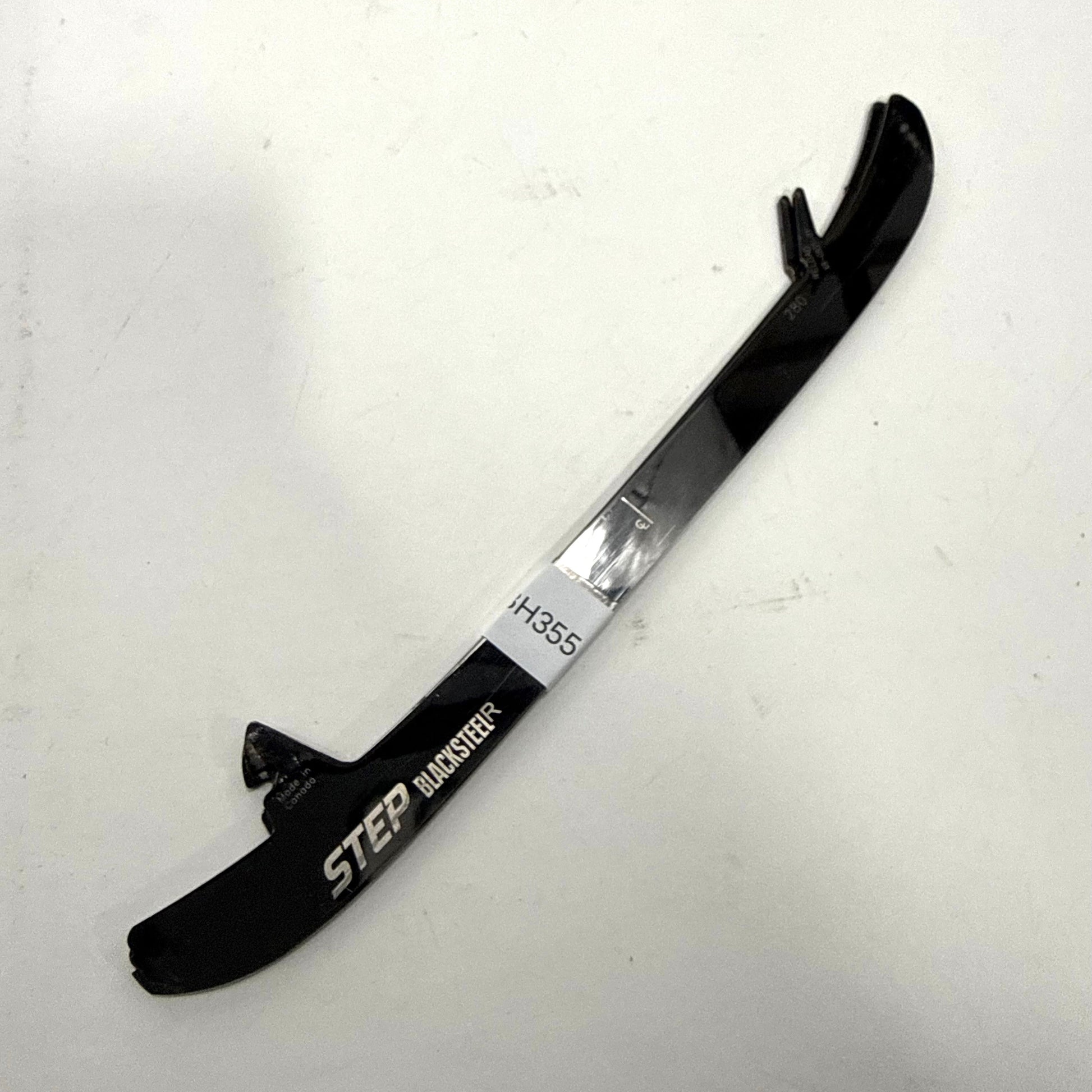 Used CCM Black Step Reload Steel | 280mm | Chicago Blackhawks Oliver Moore #11 | BH355 - Top Flight Hockey