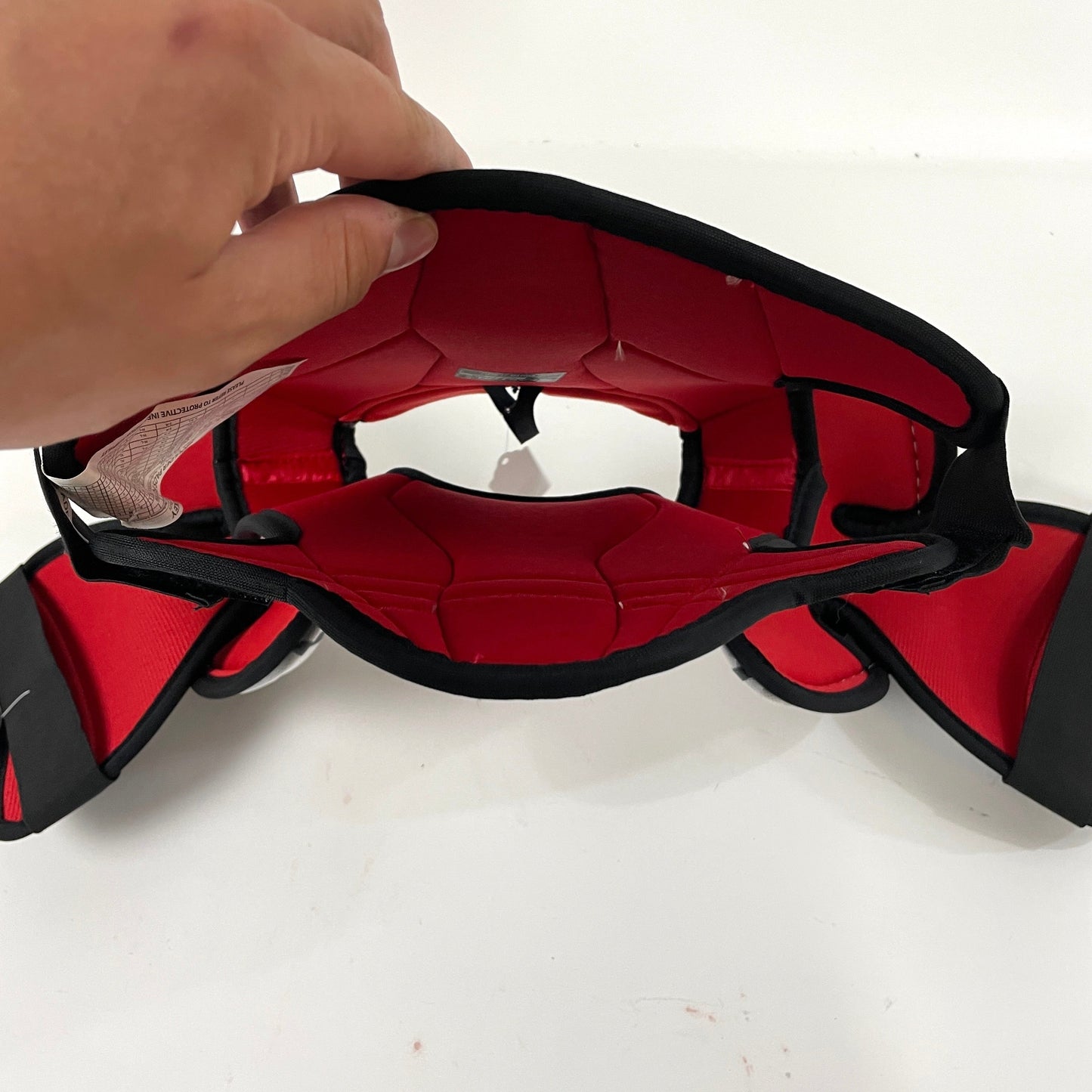 Brand New Easton Synergy HSX Chest Protector | Youth Small | A185