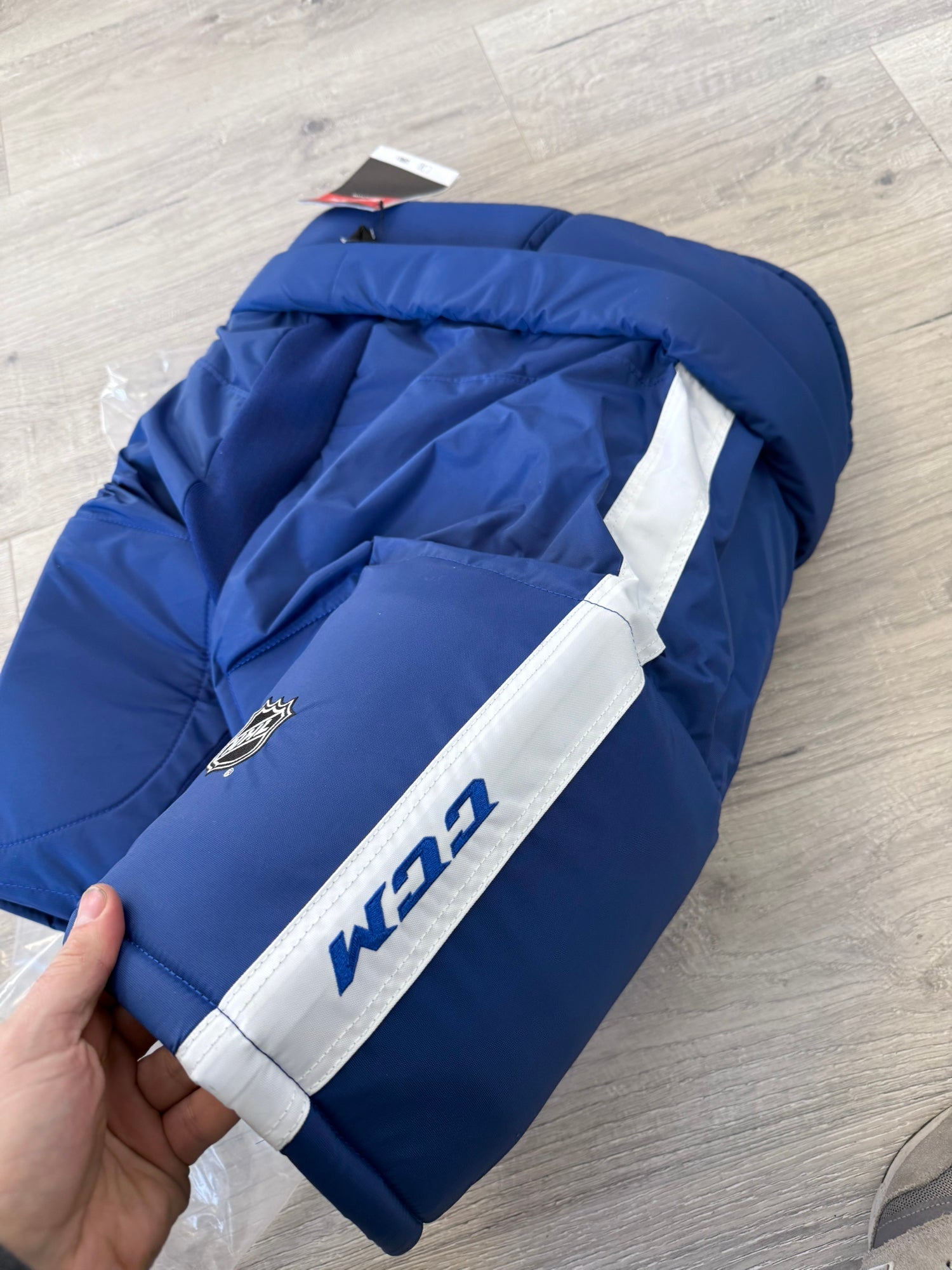 Brand New Toronto Maple Leafs HP70x Pants - XL - Top Flight Hockey