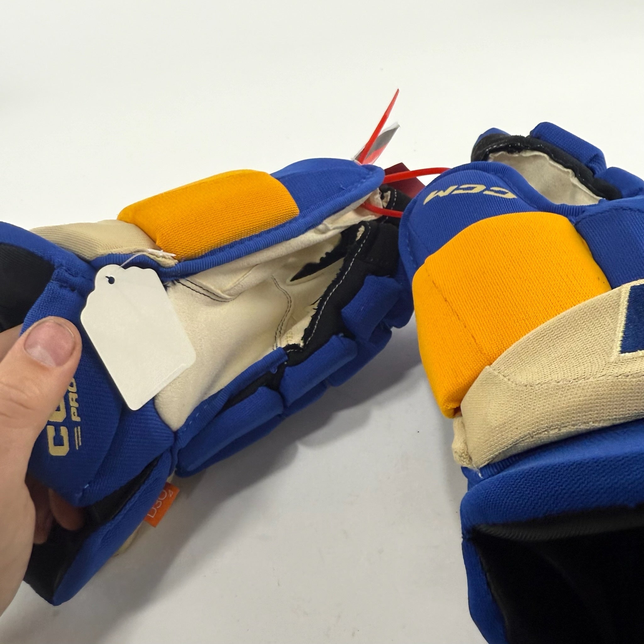 New STL Blues Heritage CCM Jetspeed Pro Gloves | 14" | D146 - Top Flight Hockey