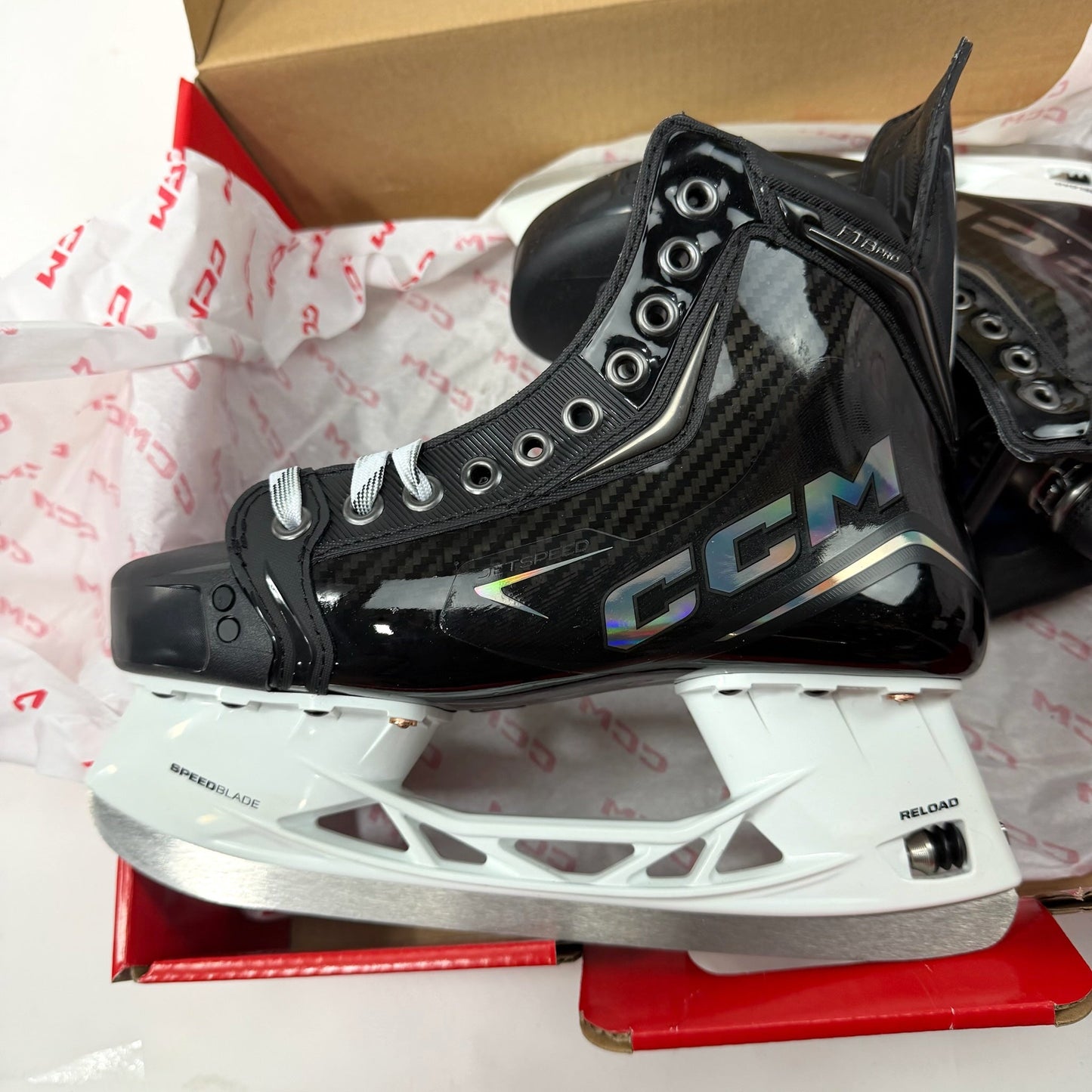 Brand New Total Custom CCM Jetspeed FT8 Pro Skates - Size 6.5 - Regular