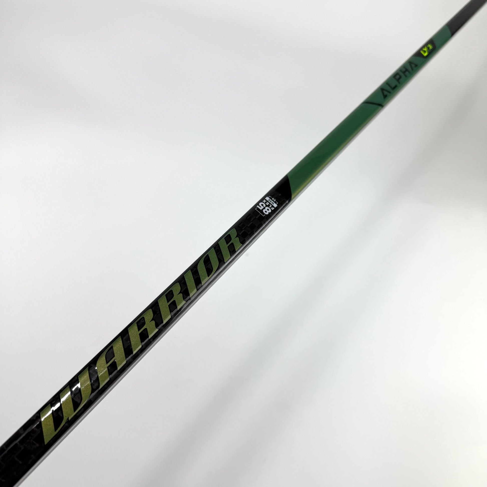 New Left Warrior Alpha LX3 | 85 Flex W88 Curve Grip | F458 - Top Flight Hockey