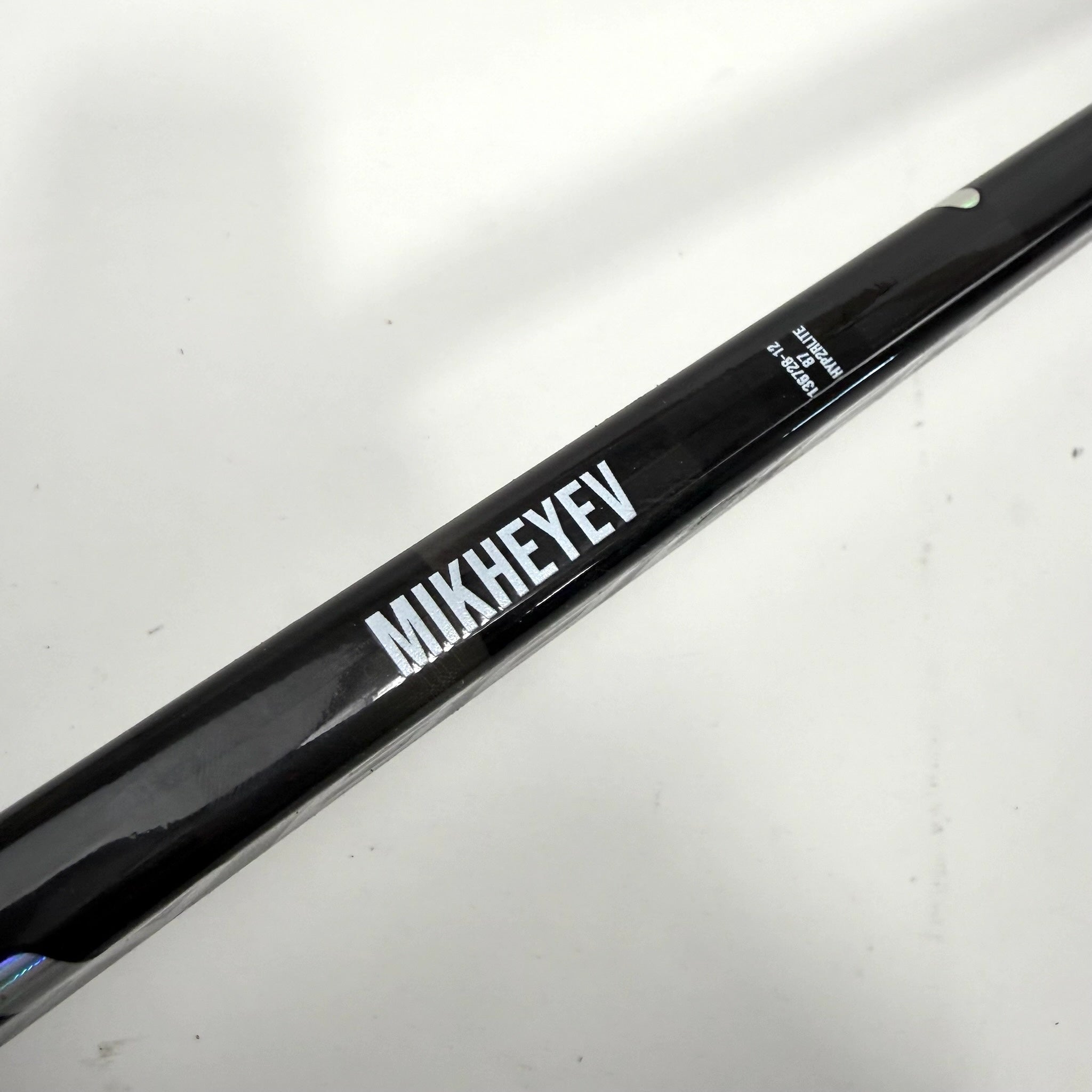 Used Left Red/Black Bauer Flylite | 87 Flex P28 Curve Grip | Ilya Mikheyev | BH148 - Top Flight Hockey