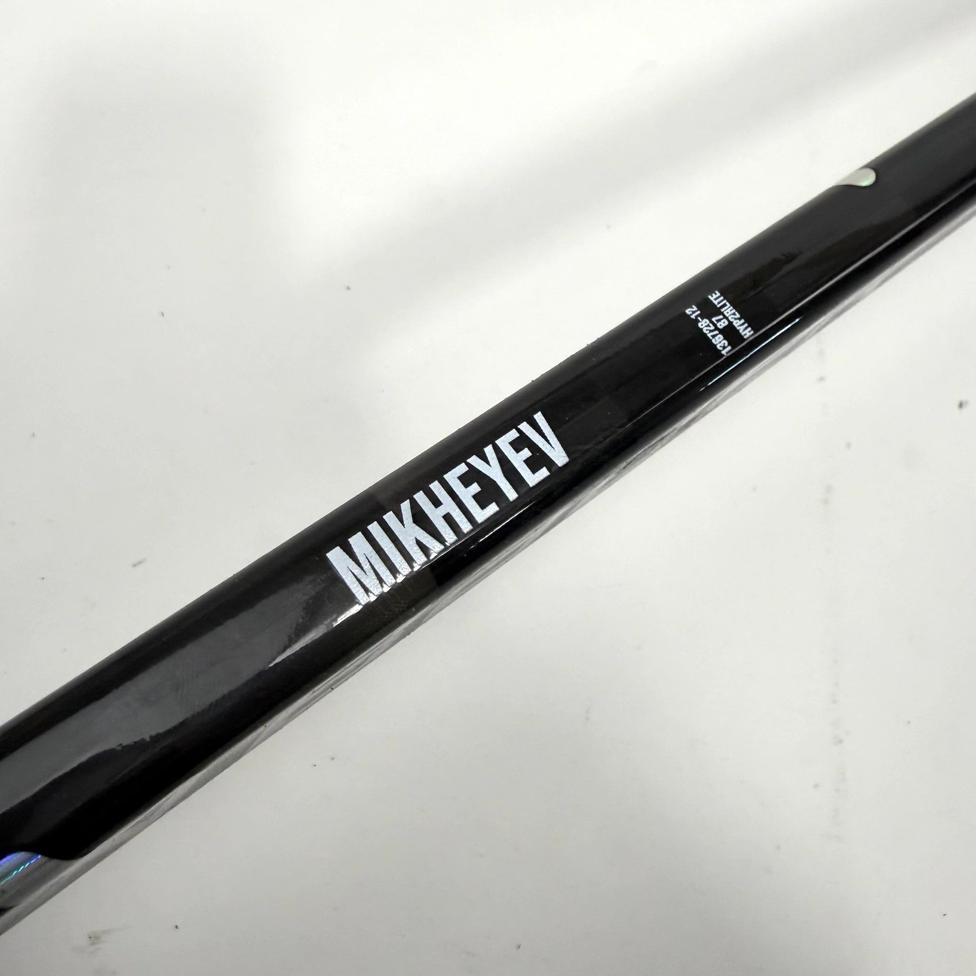 Used Left Red/Black Bauer Flylite | 87 Flex P28 Curve Grip | Ilya Mikheyev | BH148 - Top Flight Hockey