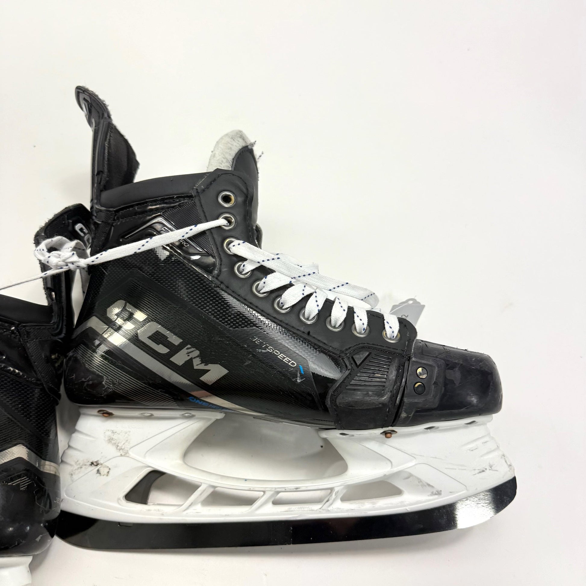 Used Black CCM Jetspeed FT6 Pro Skates | 8.5 D | Chicago Blackhawks Lukas Reichel | BH302 - Top Flight Hockey