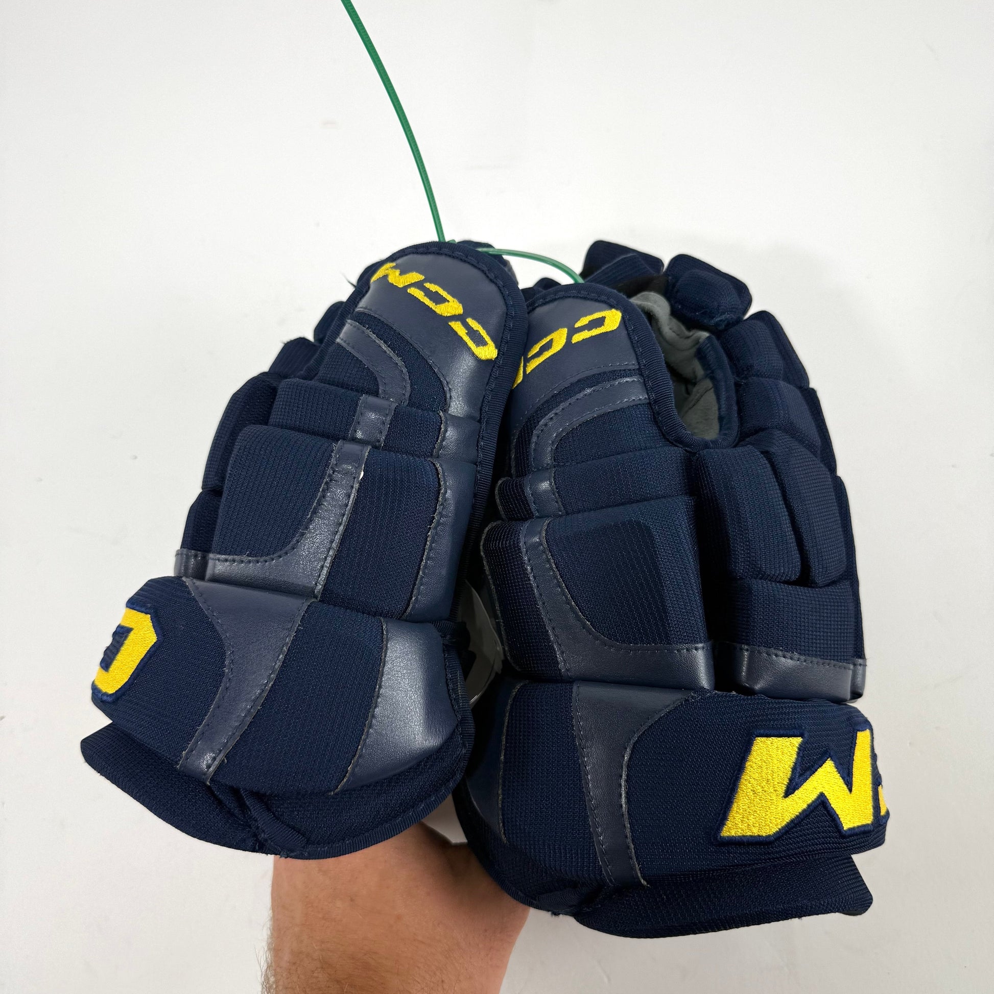 Used Stl Blues Navy CCM HGCL Gloves | 13" | Puvernovic | D94 - Top Flight Hockey