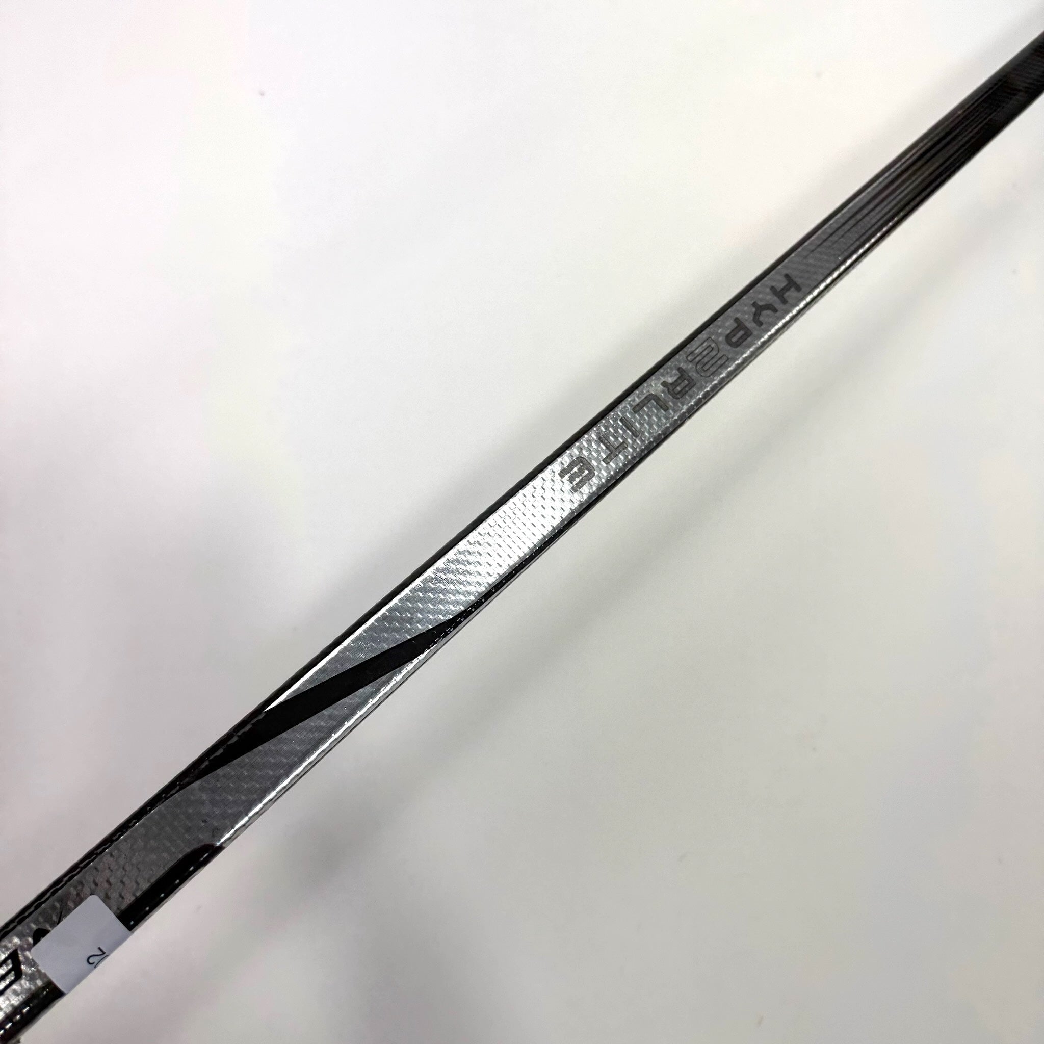 Used Right Silver Bauer Vapor Hyperlite 2 | 77 Flex P92 Curve Grip | BH502 - Top Flight Hockey