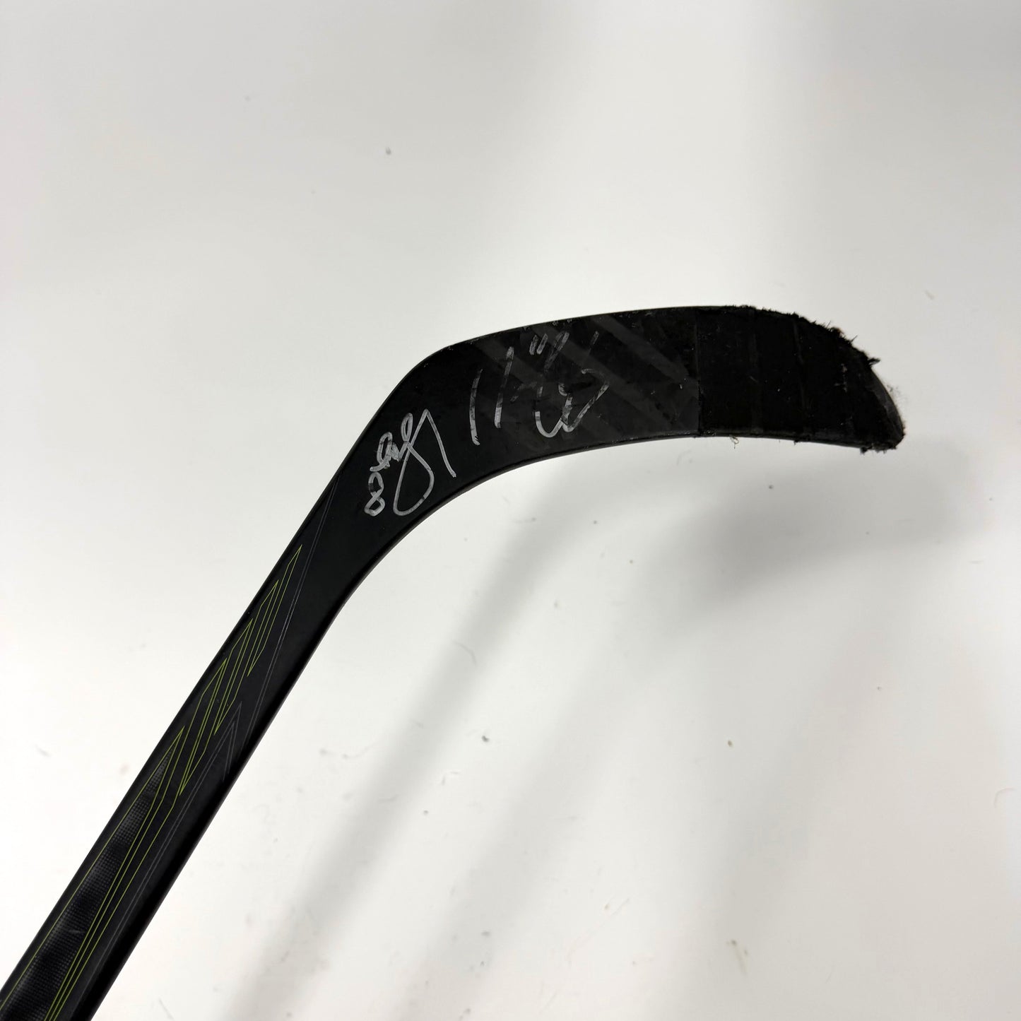Used Left CCM Ribcor Trigger ASY | 95 Flex P28 Curve Grip | R163