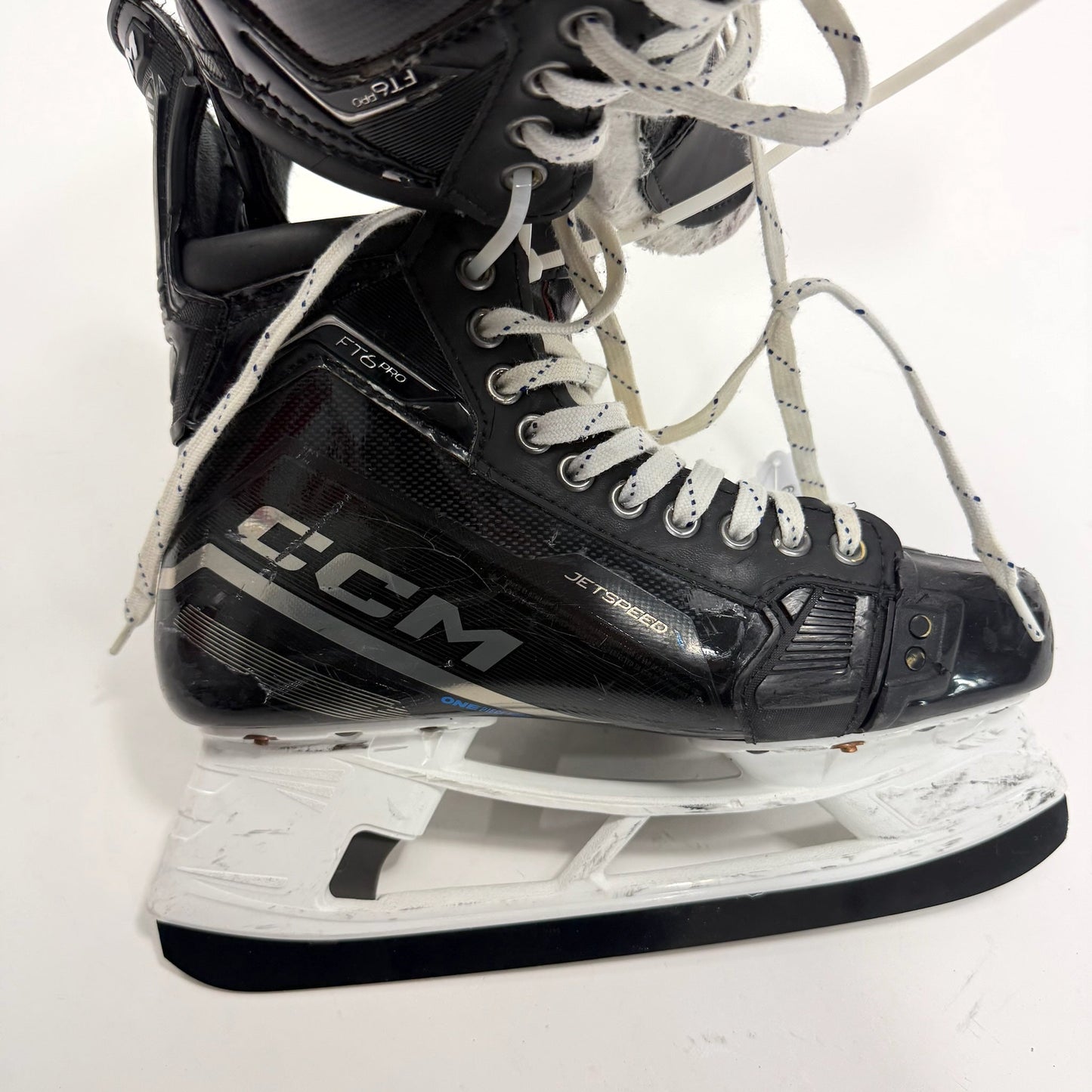 Used Black CCM Jetspeed FT6 Pro Skates | 8.5 D | Chicago Blackhawks Lukas Reichel | BH299
