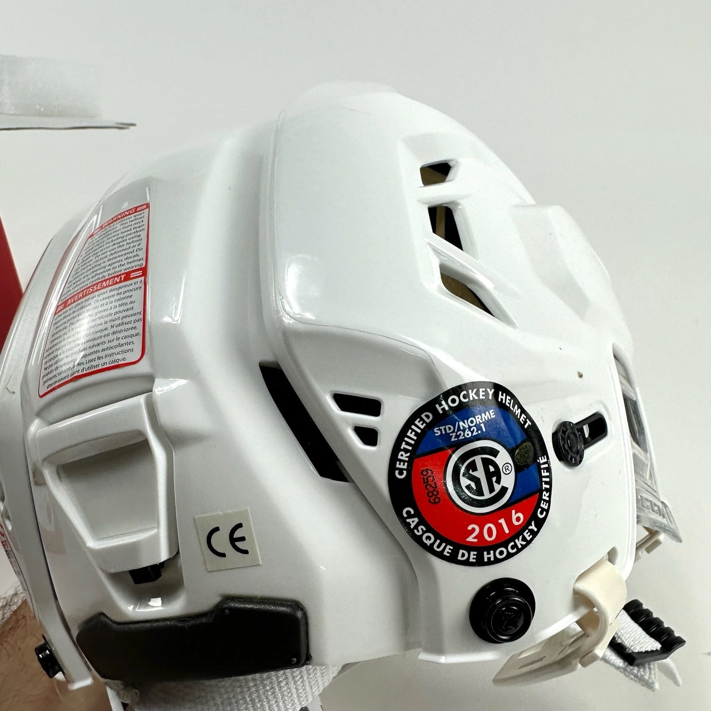 Brand New Small CCM Resistance 110 White Helmet