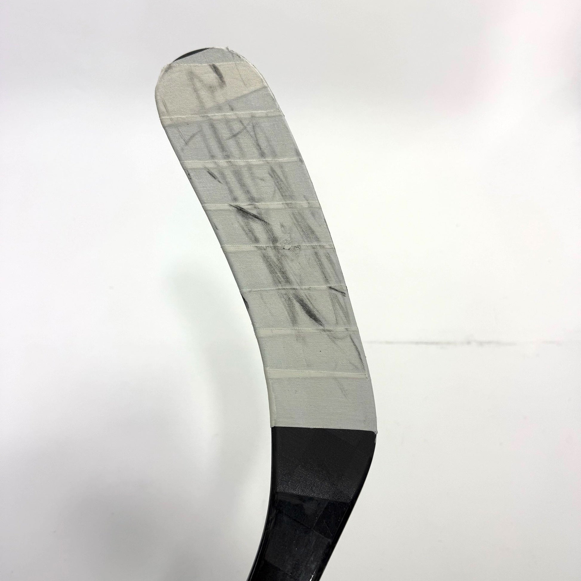 Used Left Warrior Covert QR6 Pro | 85 Flex w03 Curve Grip | Lukas Reichel | BH151 - Top Flight Hockey