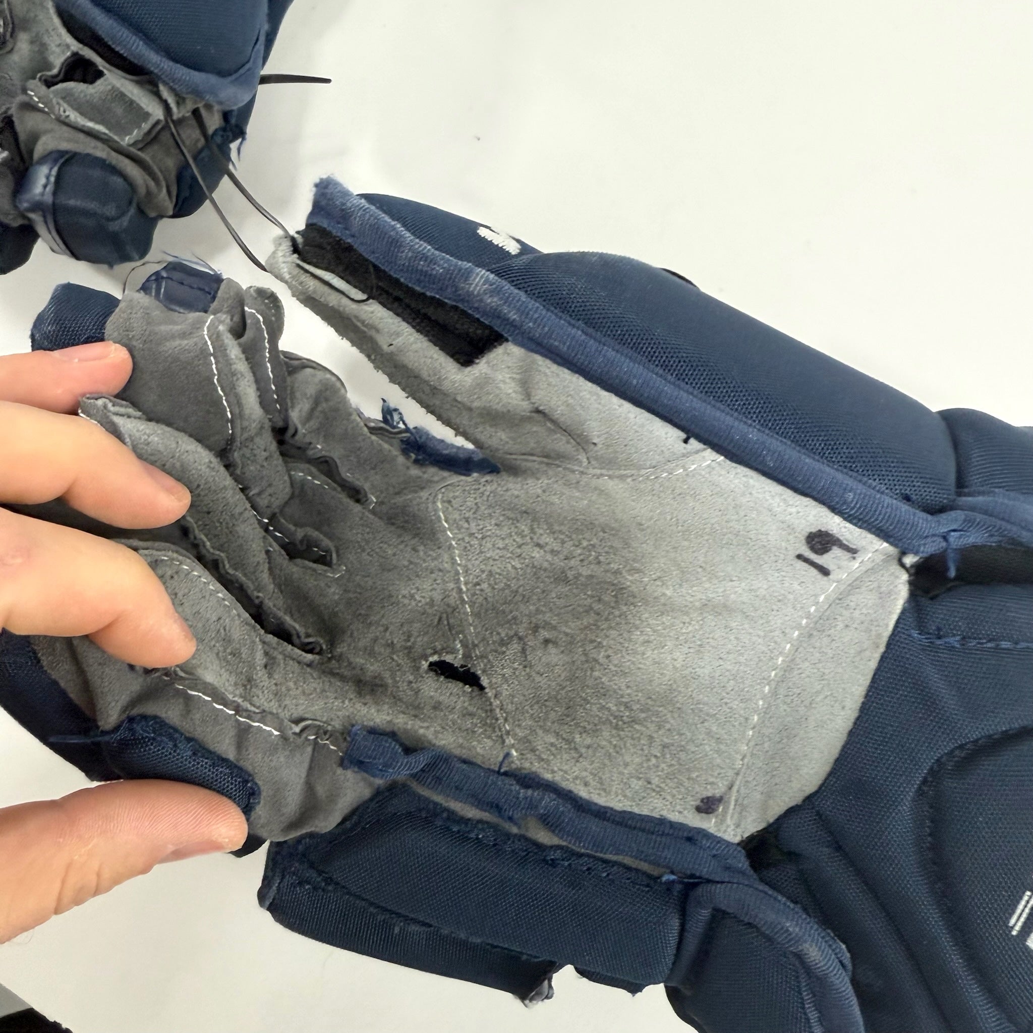 Used Navy CCM HG12 Gloves | 15" | D358