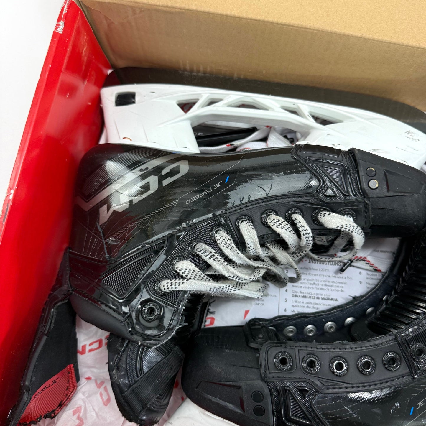 Used Black CCM Jetspeed FT690 Skates | Size 7.5 R | #A18 - Top Flight Hockey
