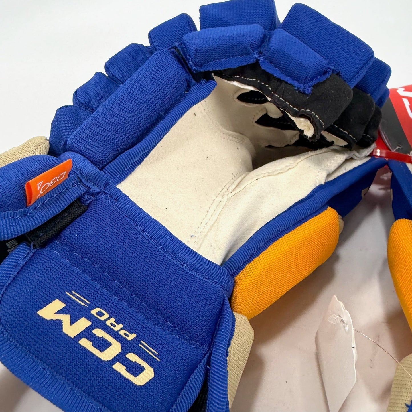 New STL Blues Heritage CCM HGP43 Pro Gloves | 14" | D157