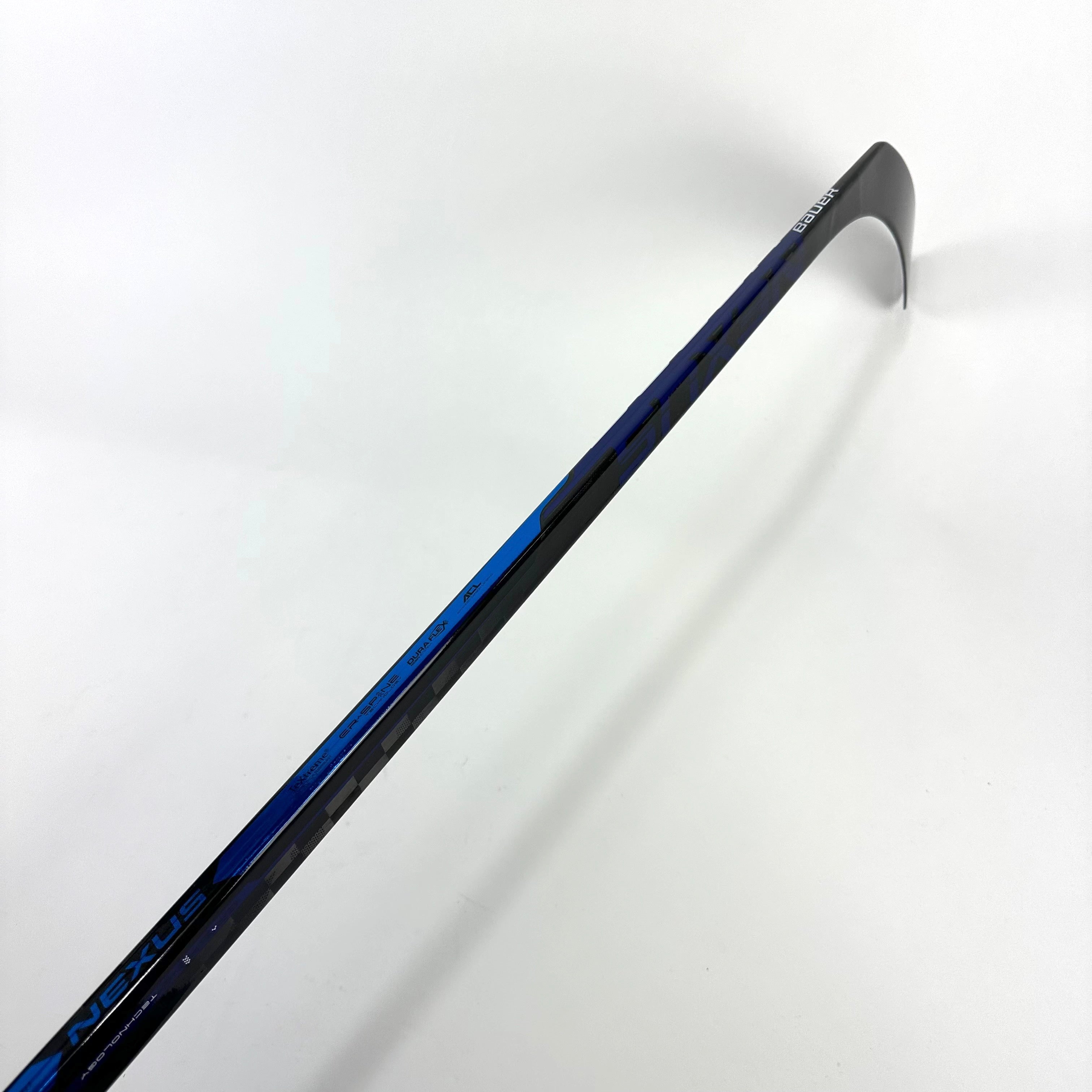 New Left Blue Bauer Nexus Geo | 117 Flex Heel Curve Grip | Patrick Maroon | TBL354