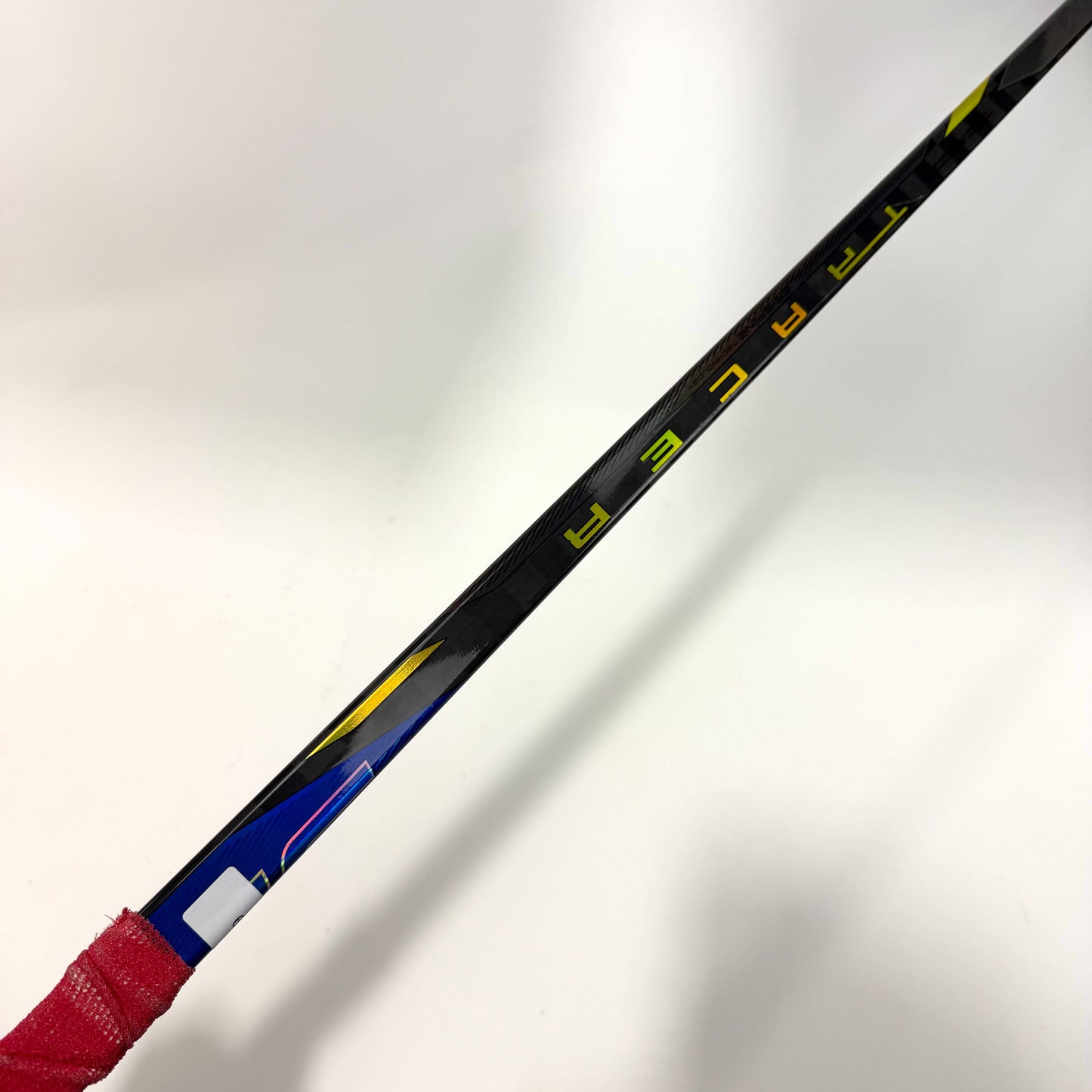 Used Left Blue and Yellow Bauer Nexus Tracer | 82 Flex Oates Pro Curve | AB939