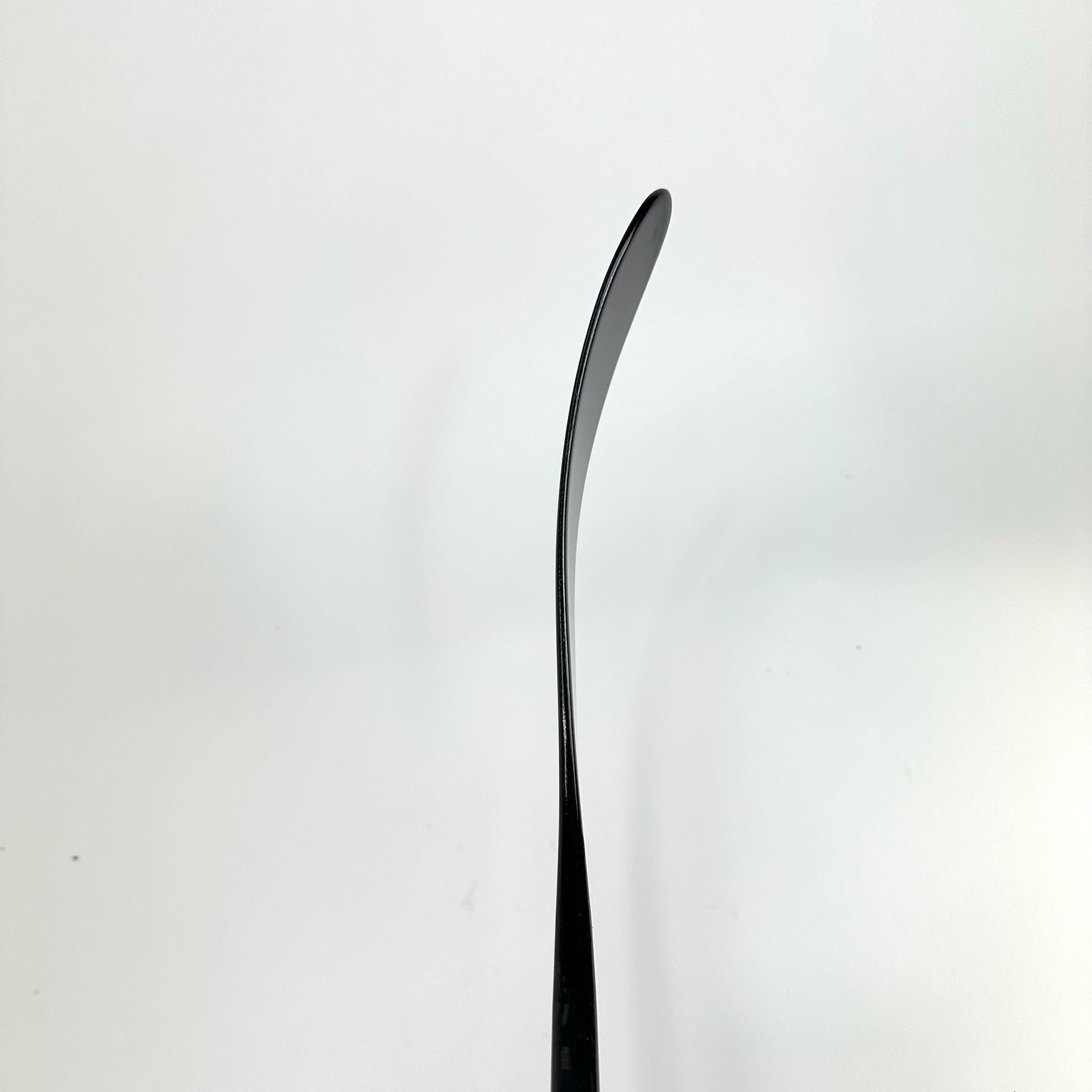 New Left Black Bauer Vapor Hyperlite | 77 Flex Kucherov Curve Grip | Kucherov | K77