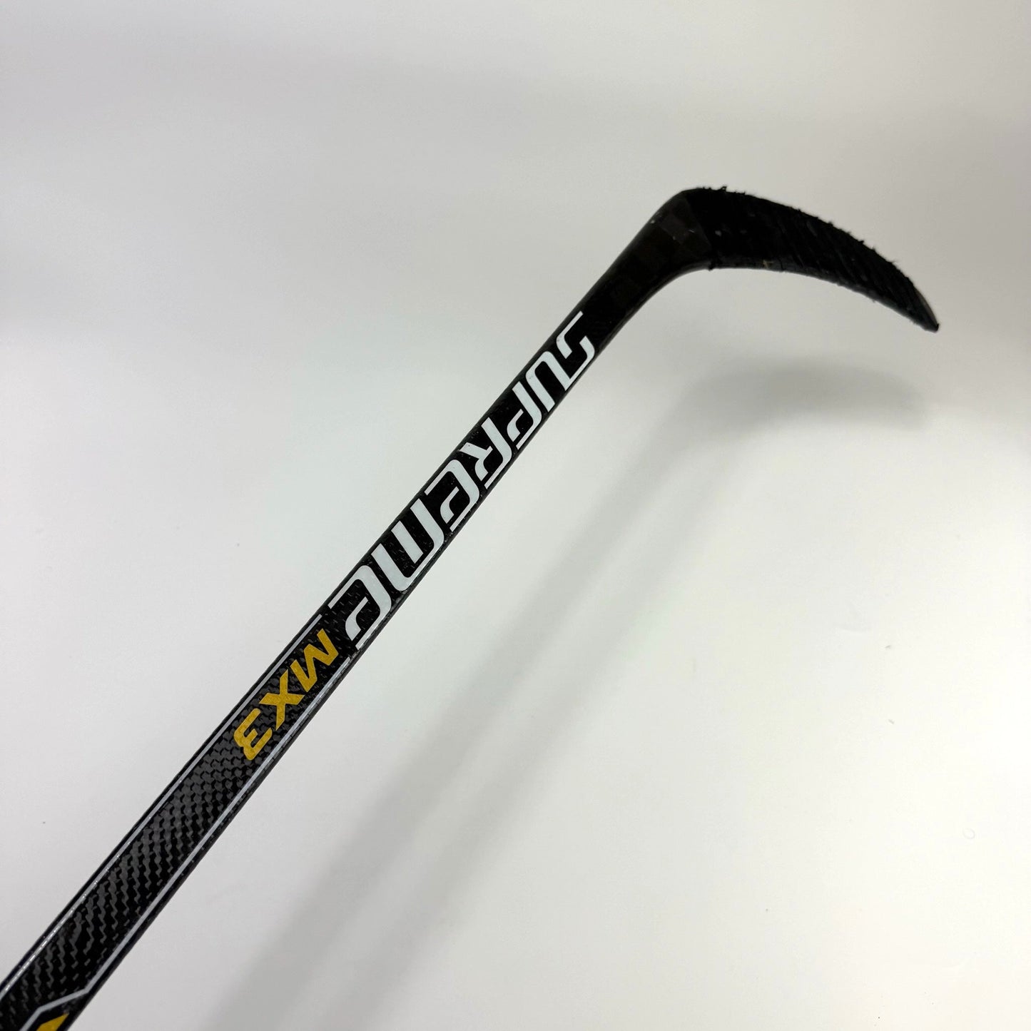 Used Left Bauer Supreme Total One MX3 | 102 Flex Heel Curve Grip | F366