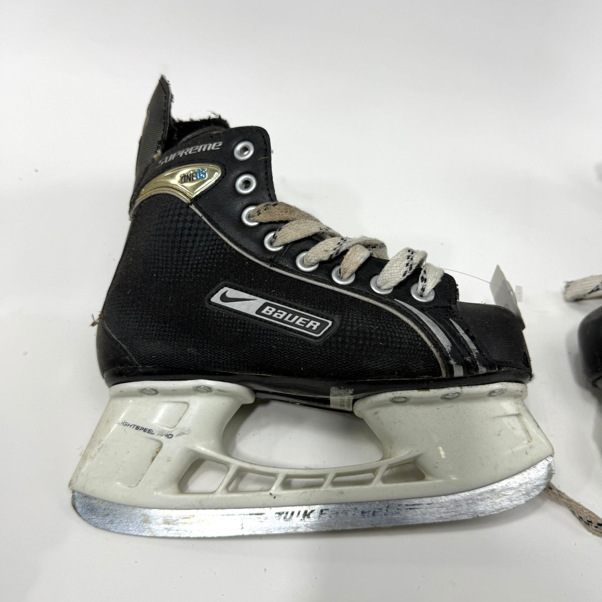 Used Nike Bauer One05 Skates | Size 2 Regular | AB214 - Top Flight Hockey